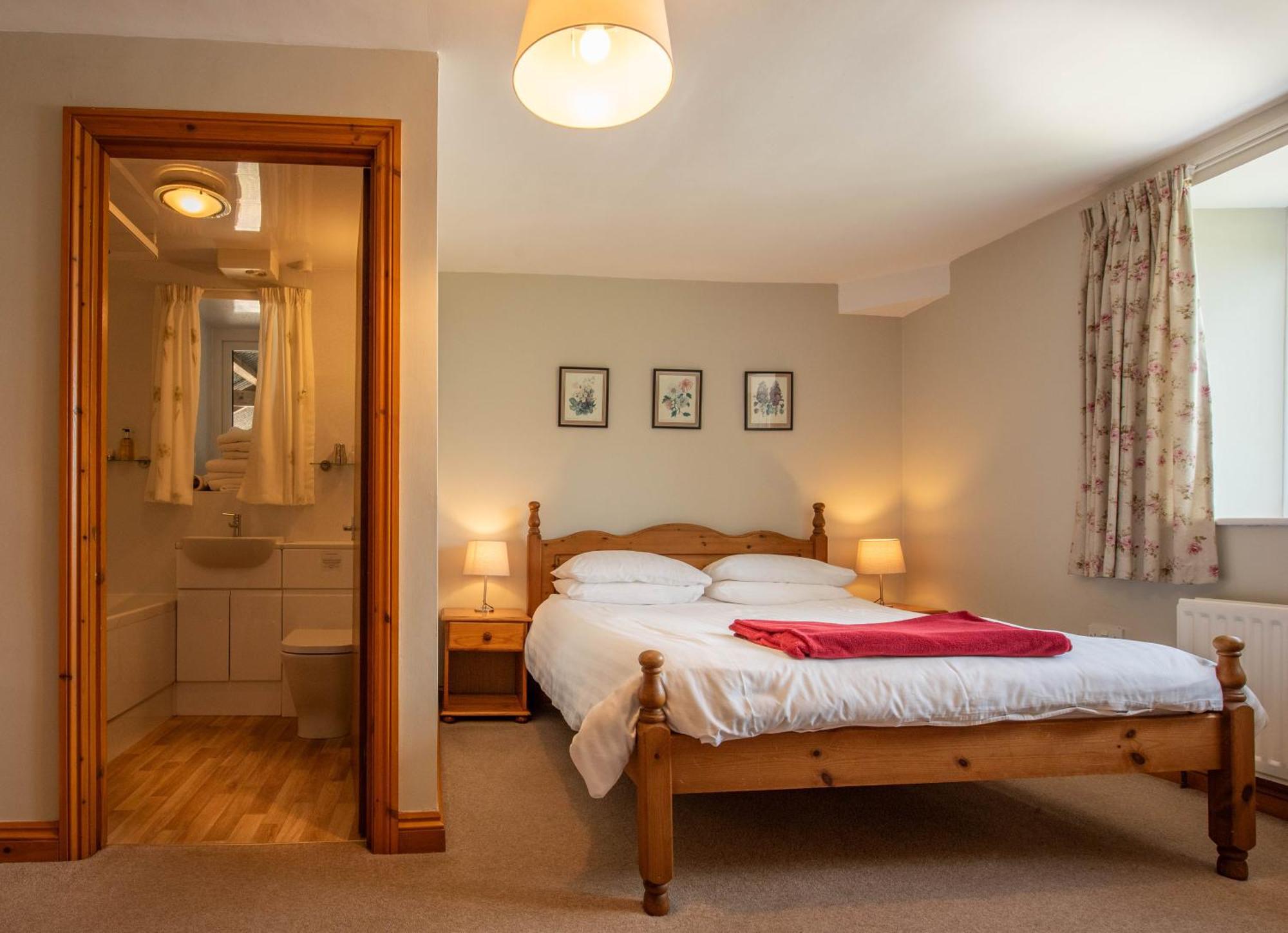 Three Bedroom Self Catering Cottage