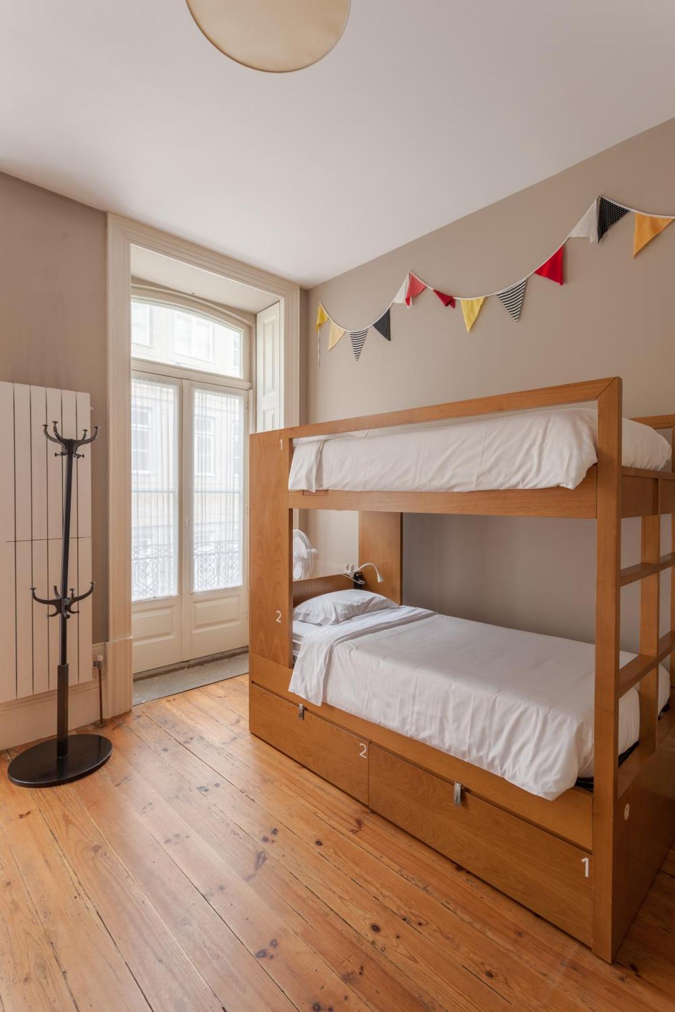Bed 4-Bed Female Dormitory Room