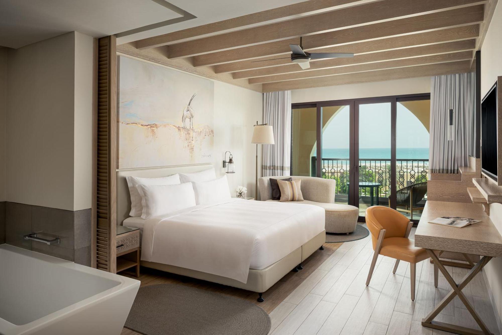 Habitación con balcón y vistas al mar - 1 cama extragrande