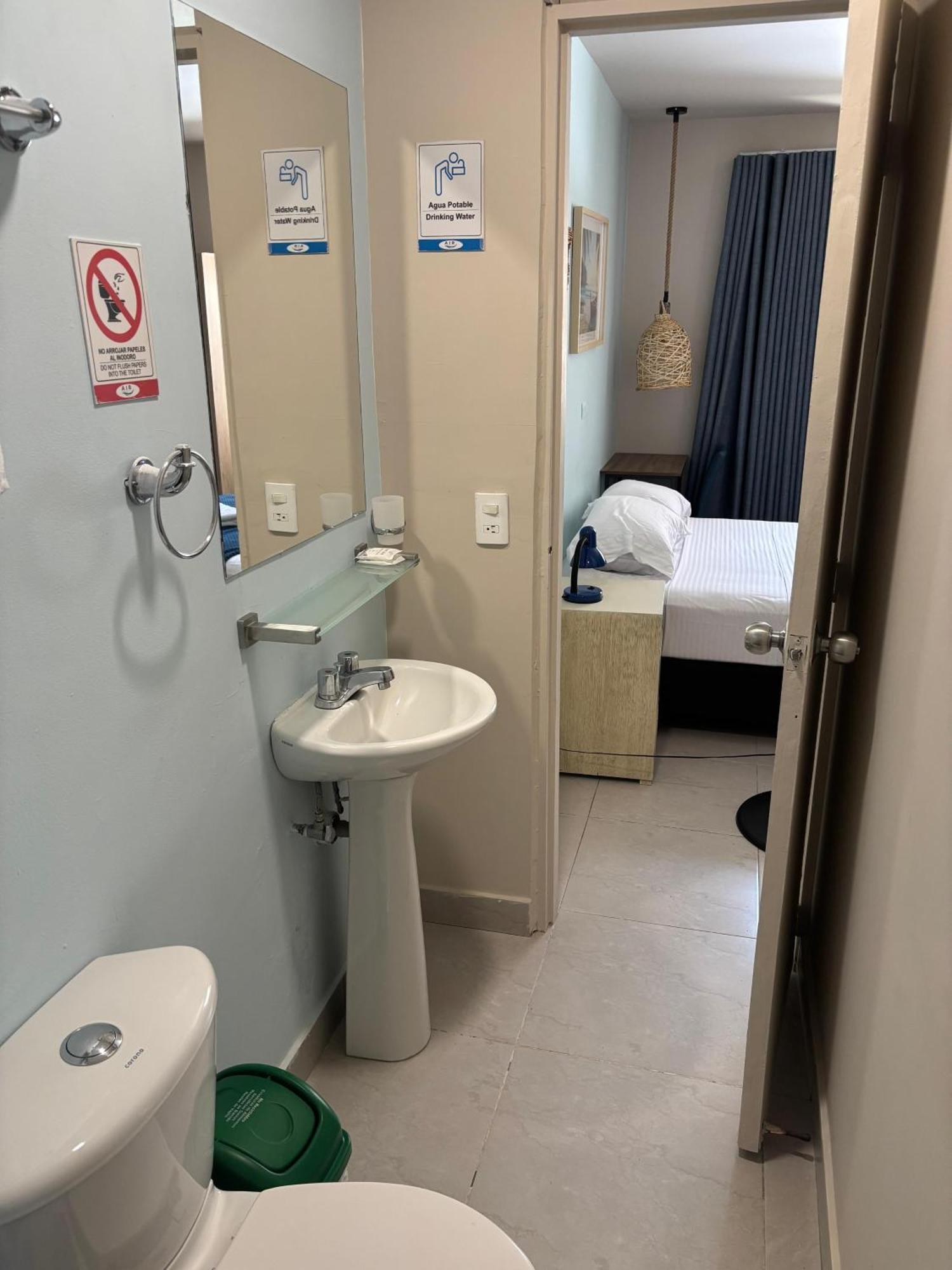 Deluxe Double Room Private Bathroom