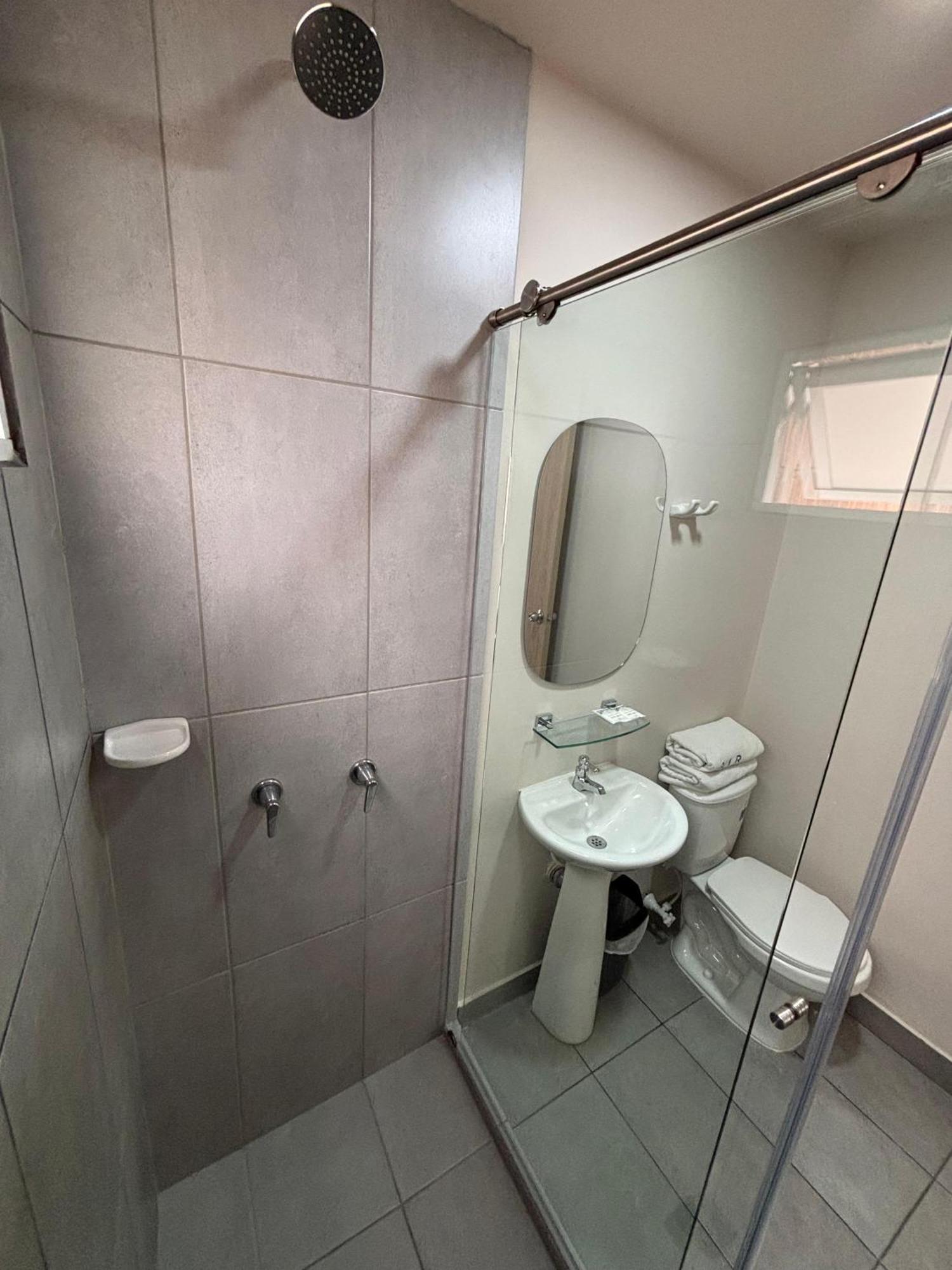 Deluxe Double Room Private Bathroom