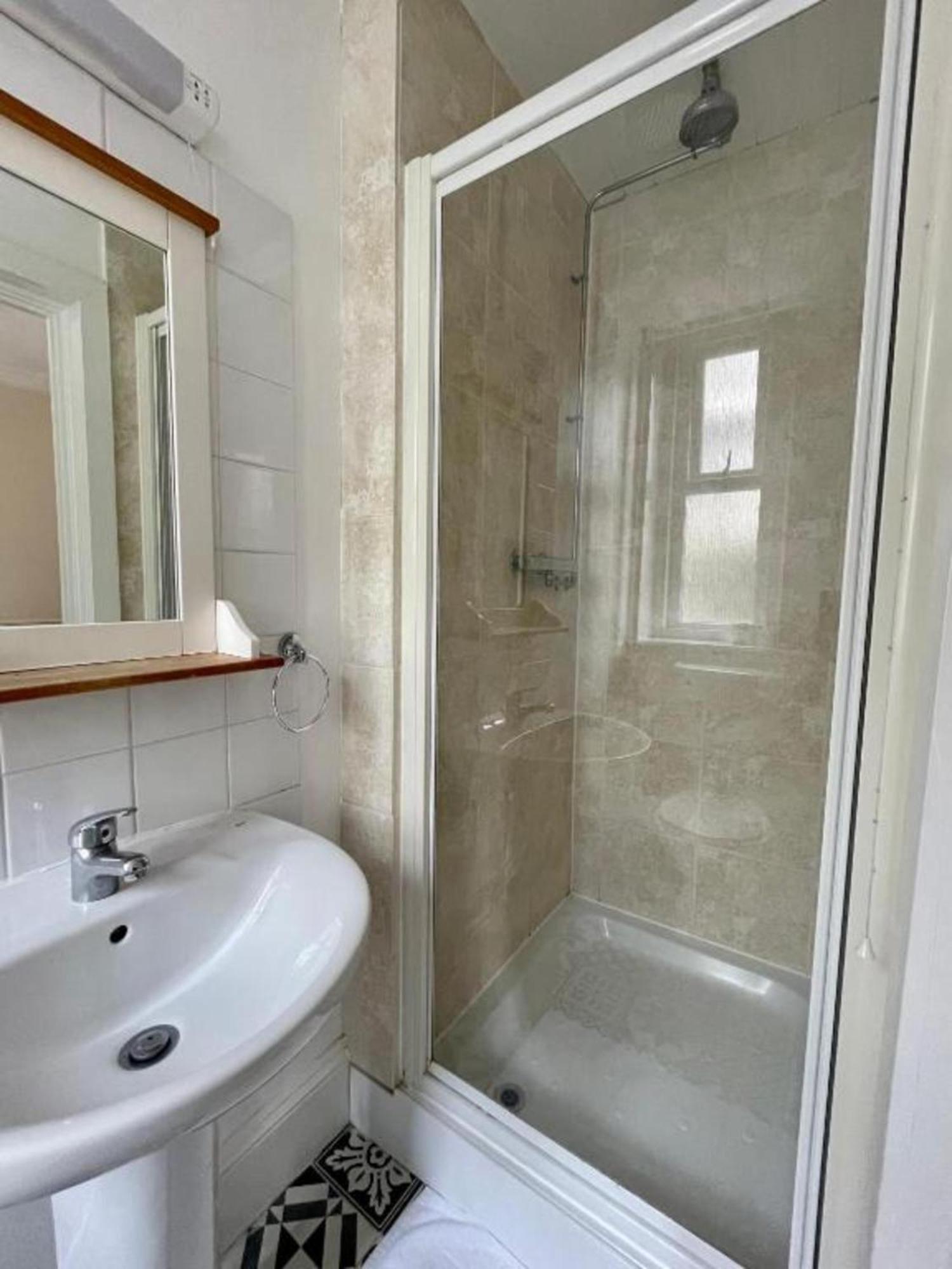 Camera Singola Standard con Bagno in Comune