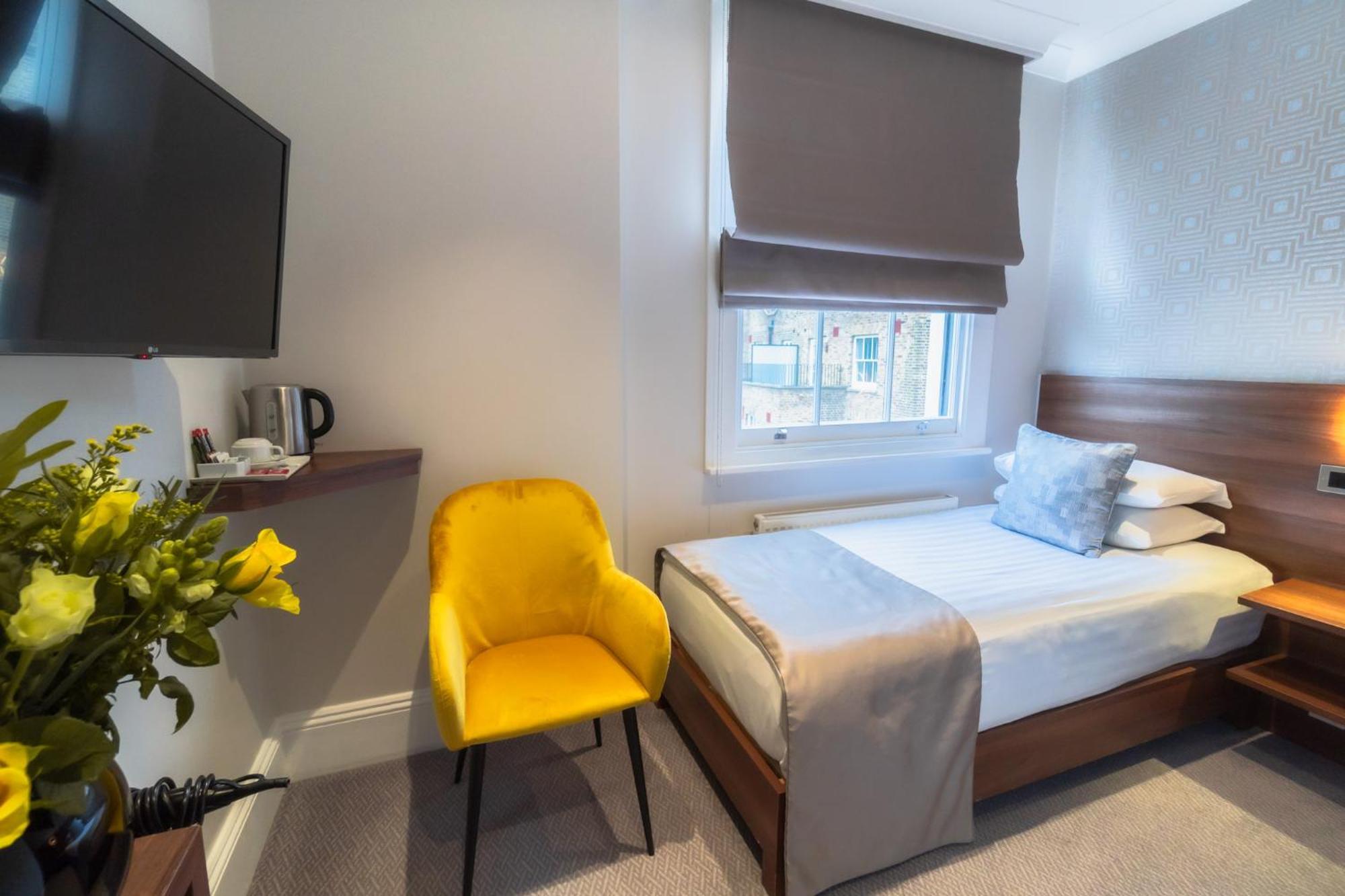 Single Room,1765799490:JPEG