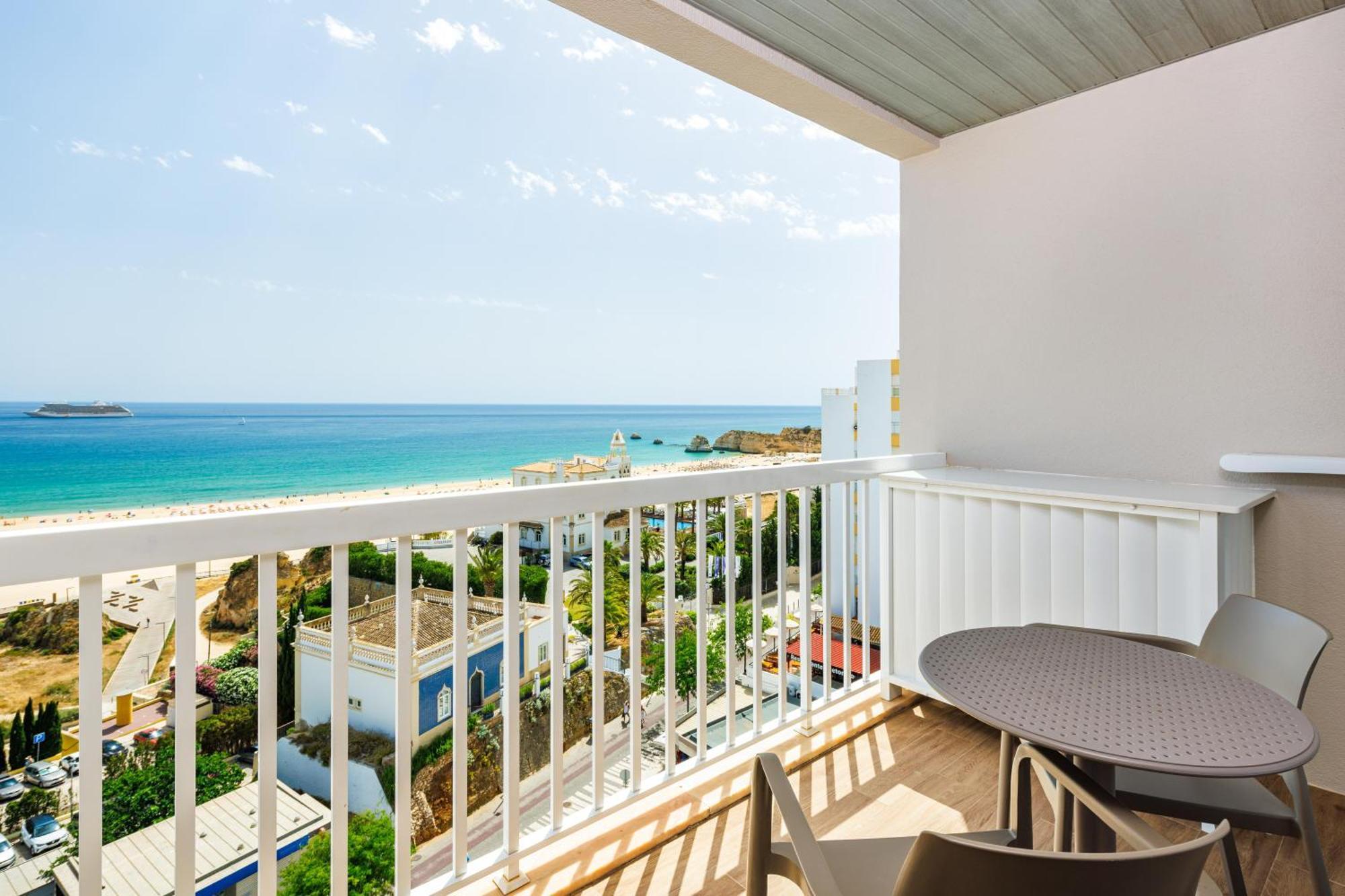 Premium Room Front Sea View