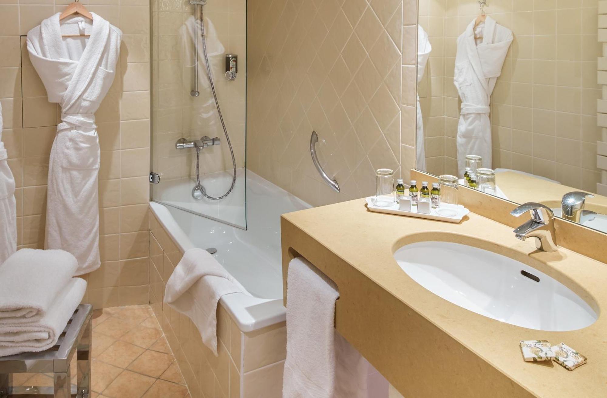 Junior Suite 52