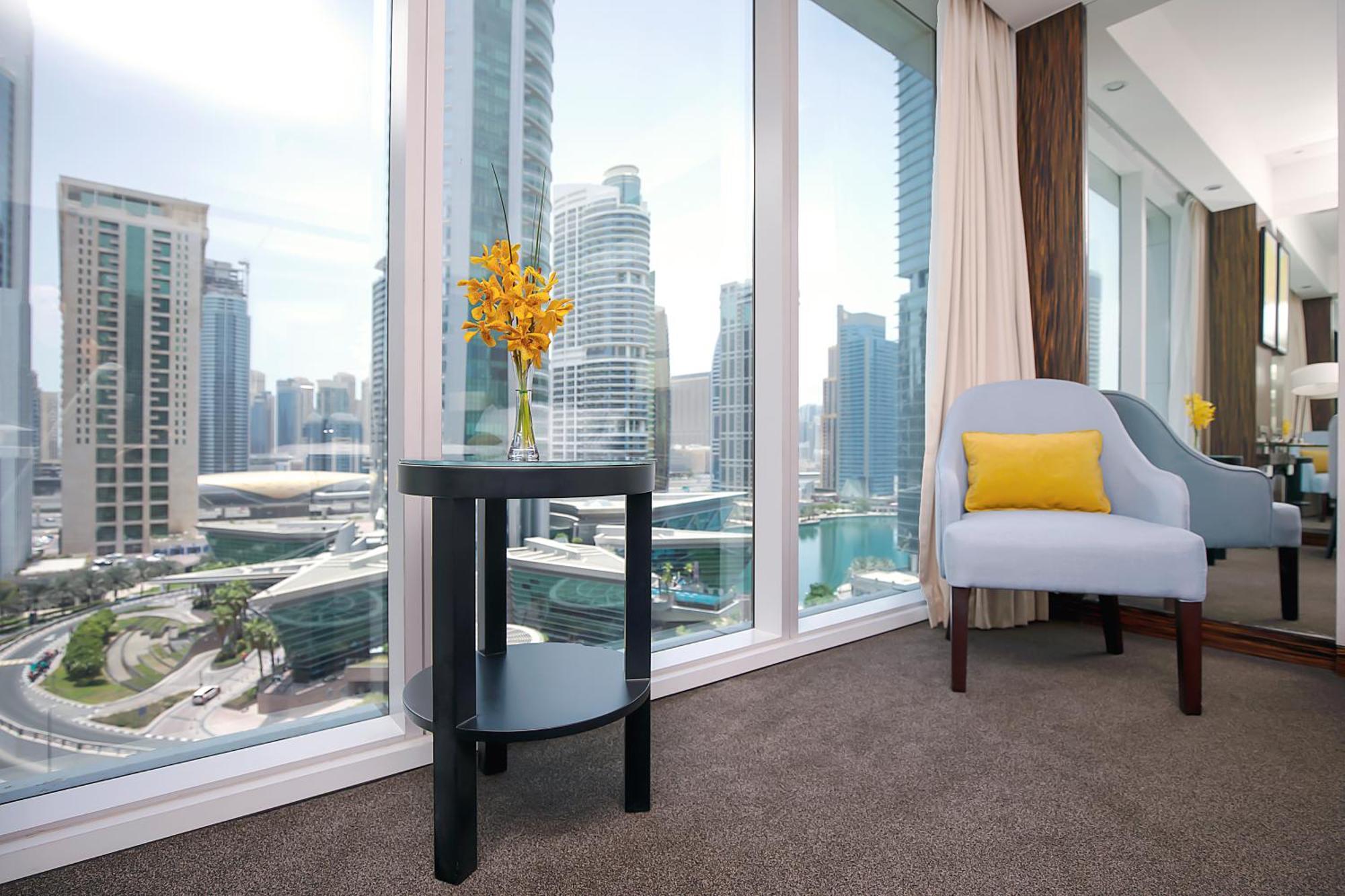 Premium Twin Room High Floor Includes daily access to Riva Beach Club shuttle service