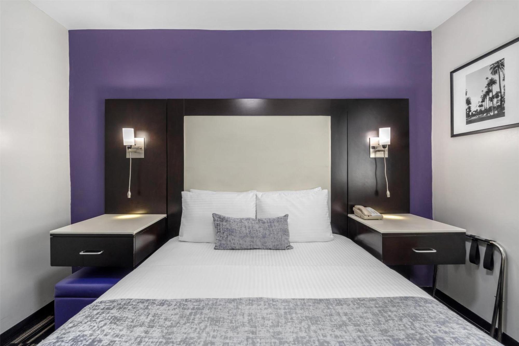 Family Suite Two Queen Beds