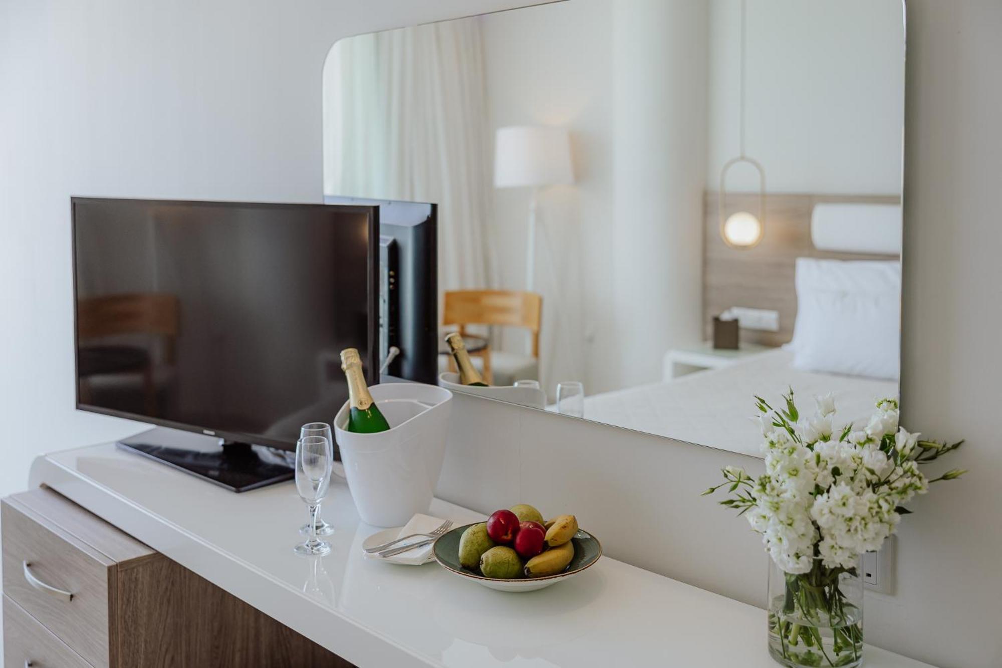 Penthouse Twin Room Sea View