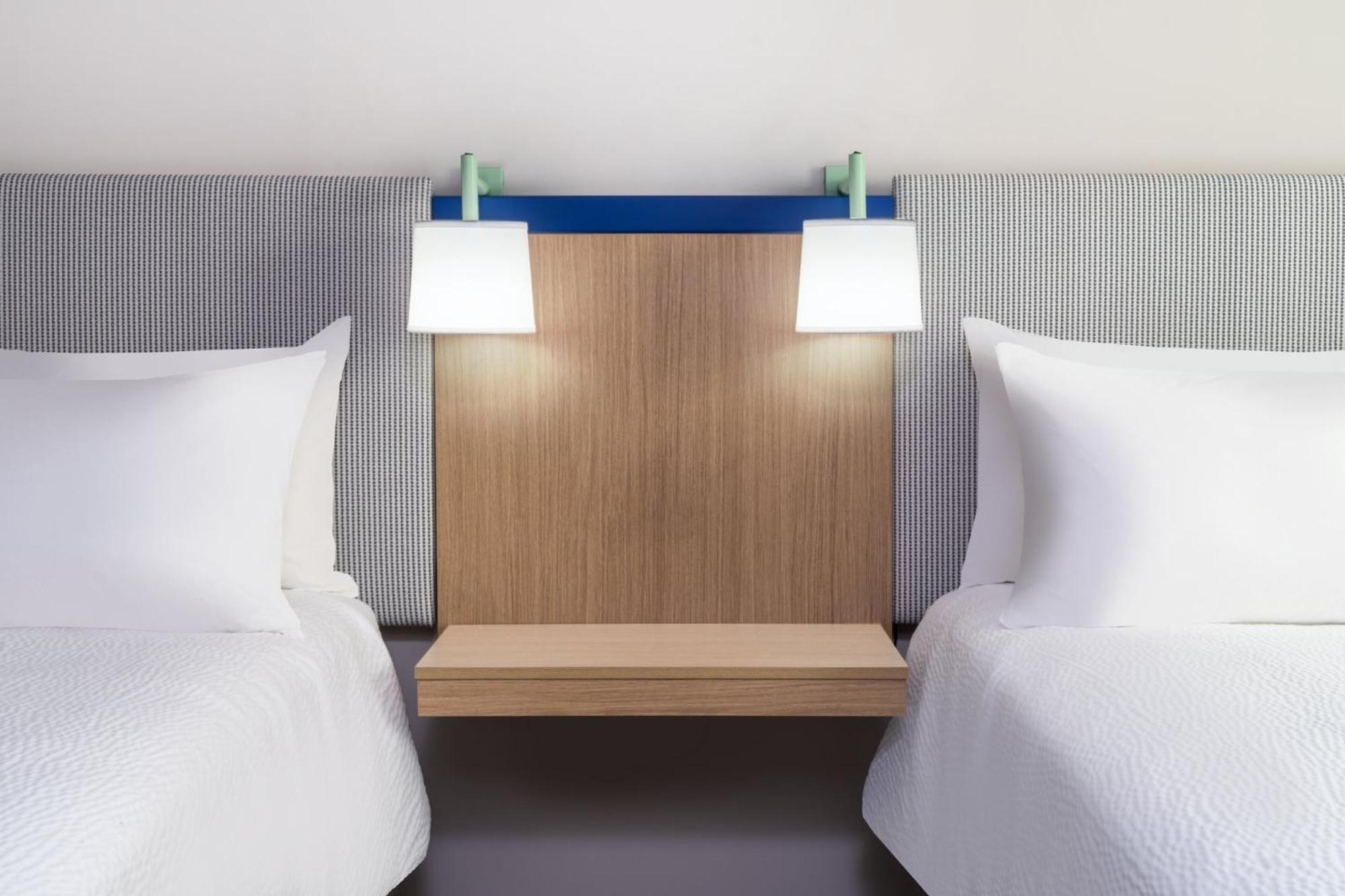 Premium Queen Room Three Queen Beds