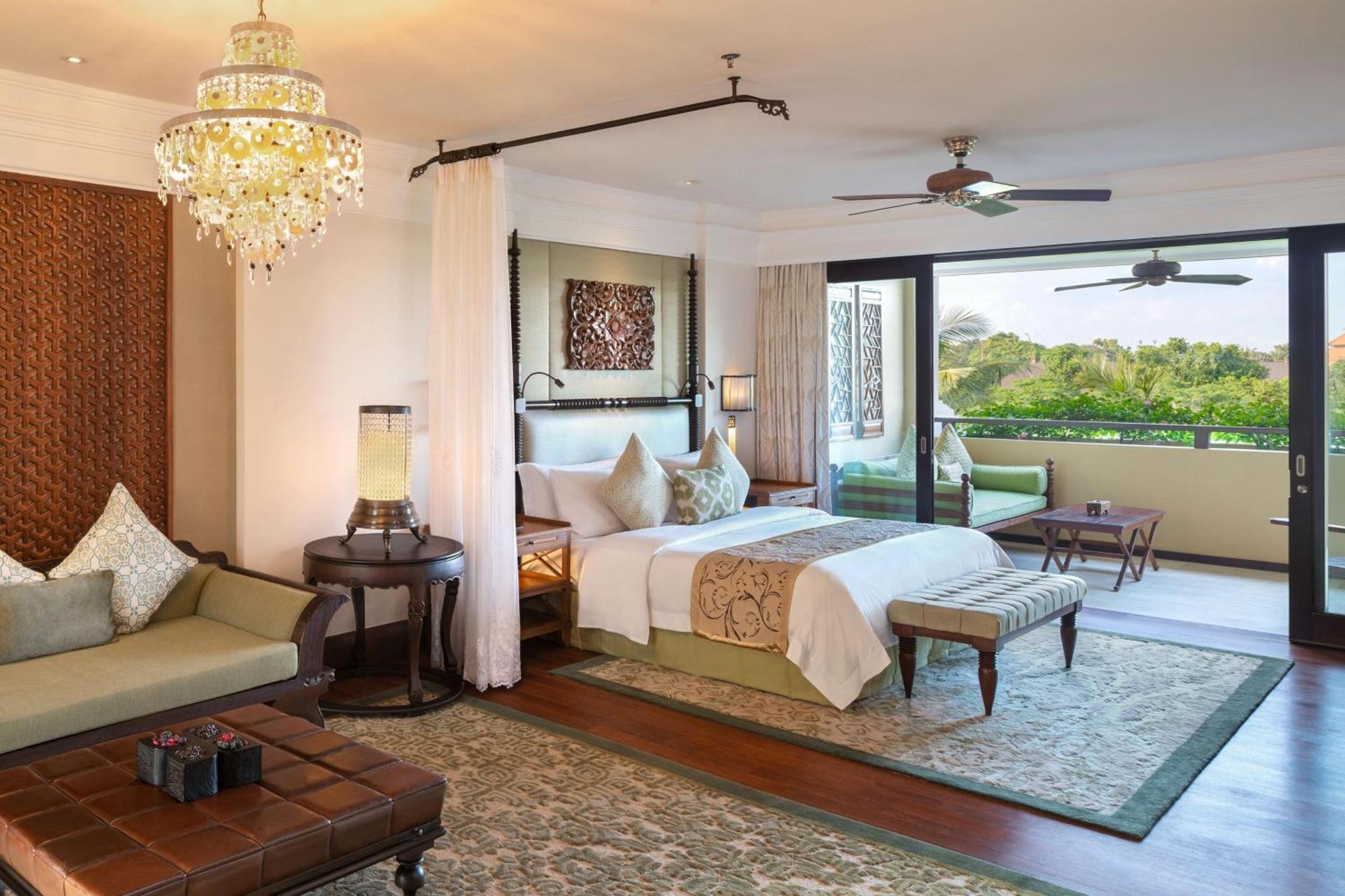 St Regis Suite 1 Bedroom Suite 1 King Balcony