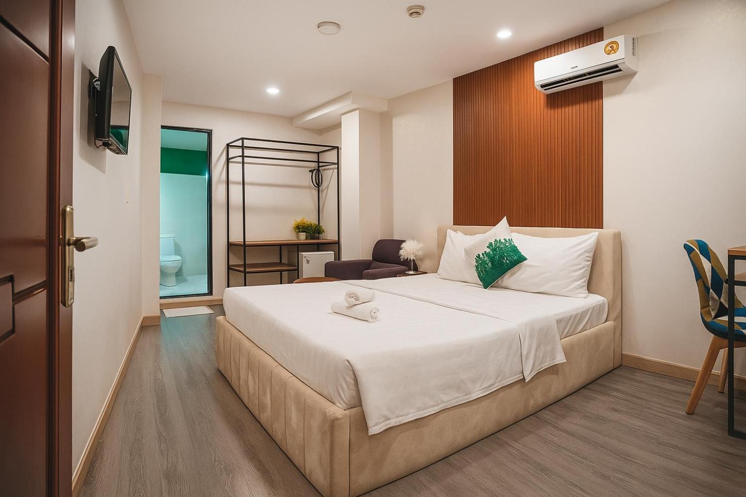 Deluxe King Room