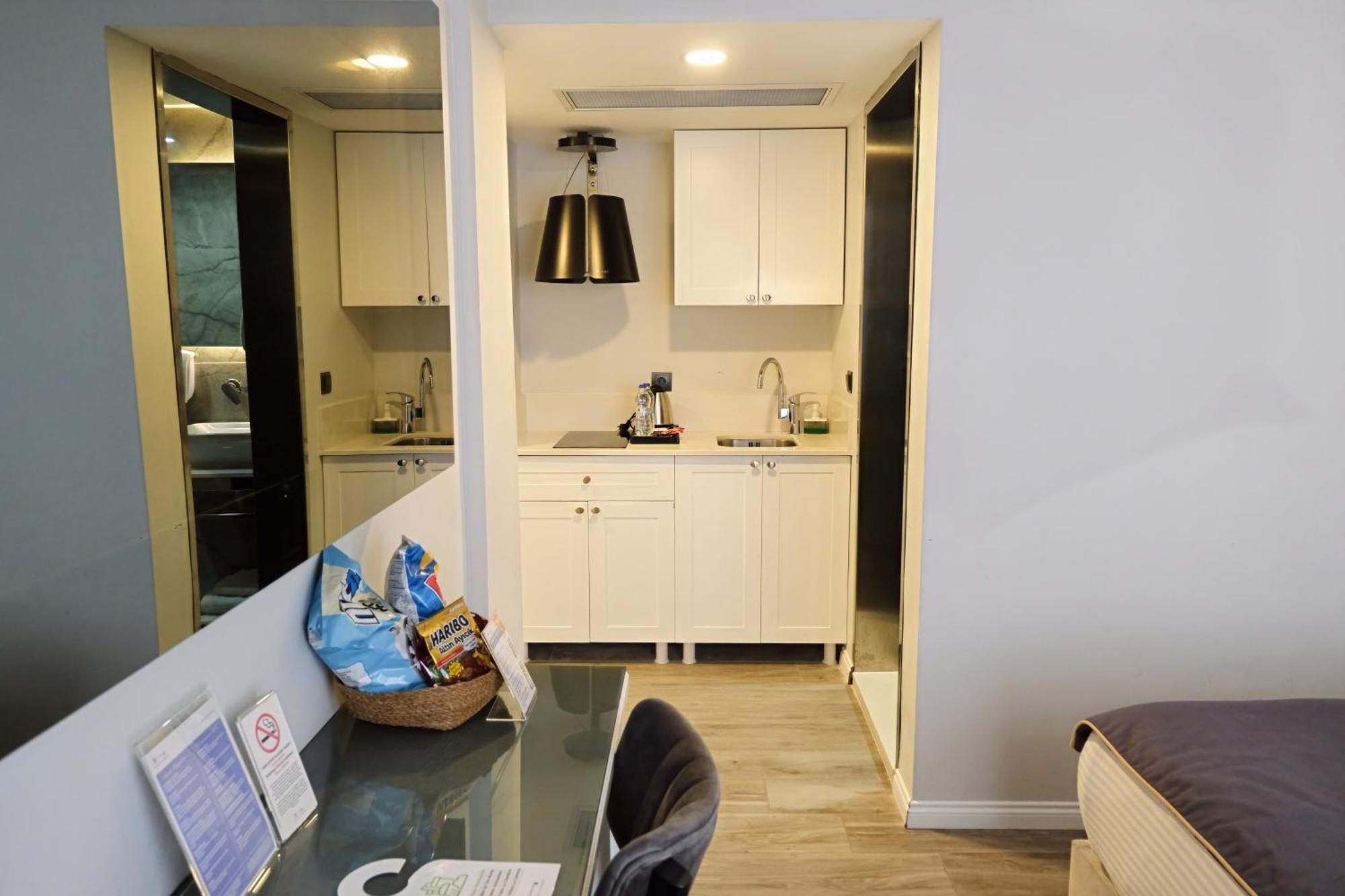 Superior Deluxe Double or Twin Room