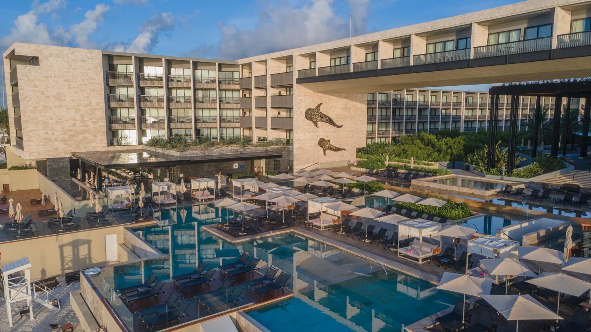 Premium Partial Ocean View 2 Queen