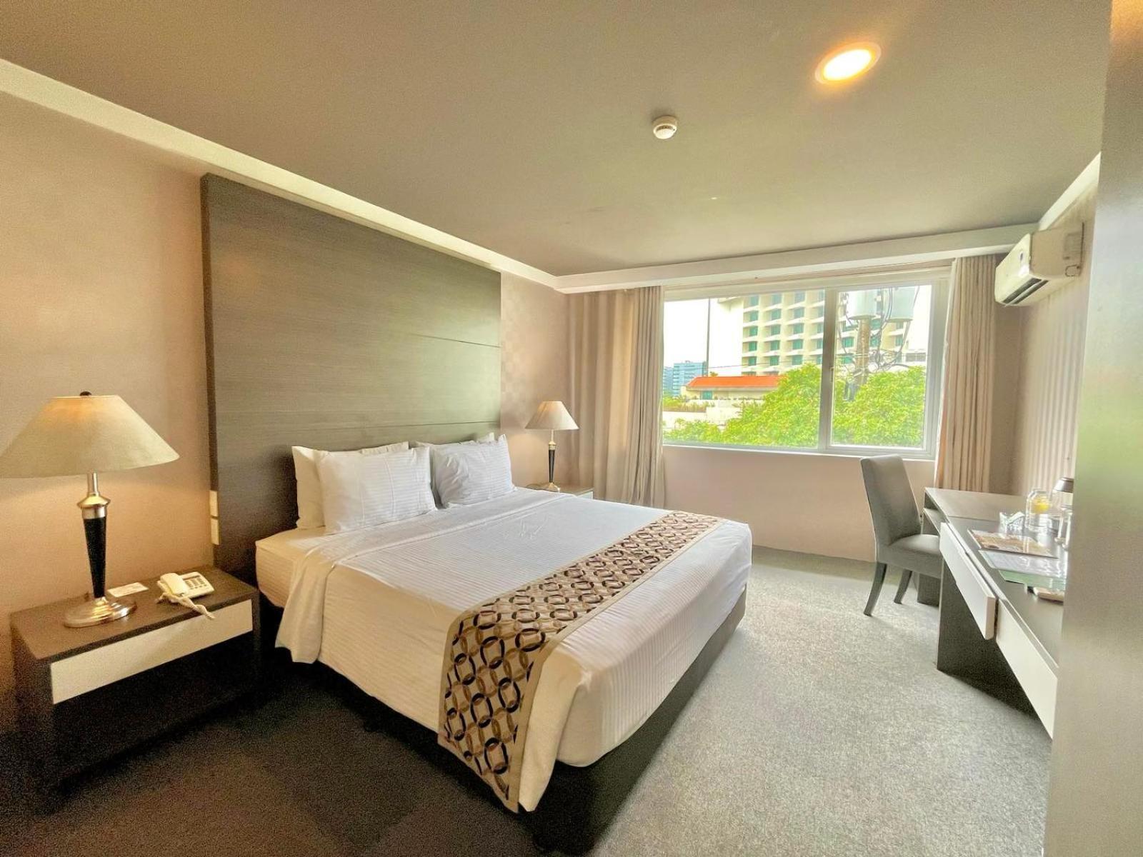 Superior King Room,1699026664:JPEG
