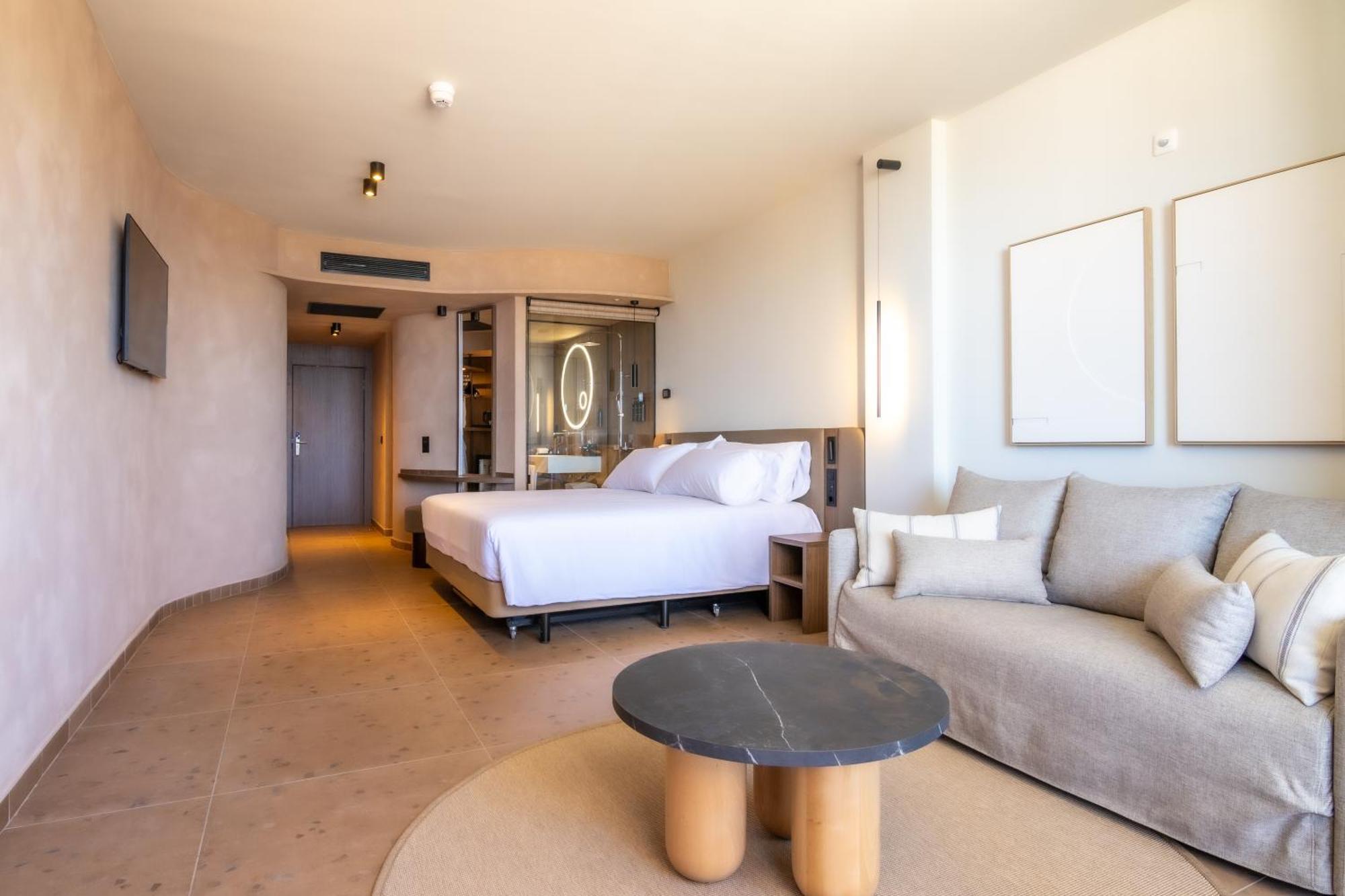Suite Júnior Deluxe (1 Adulto)