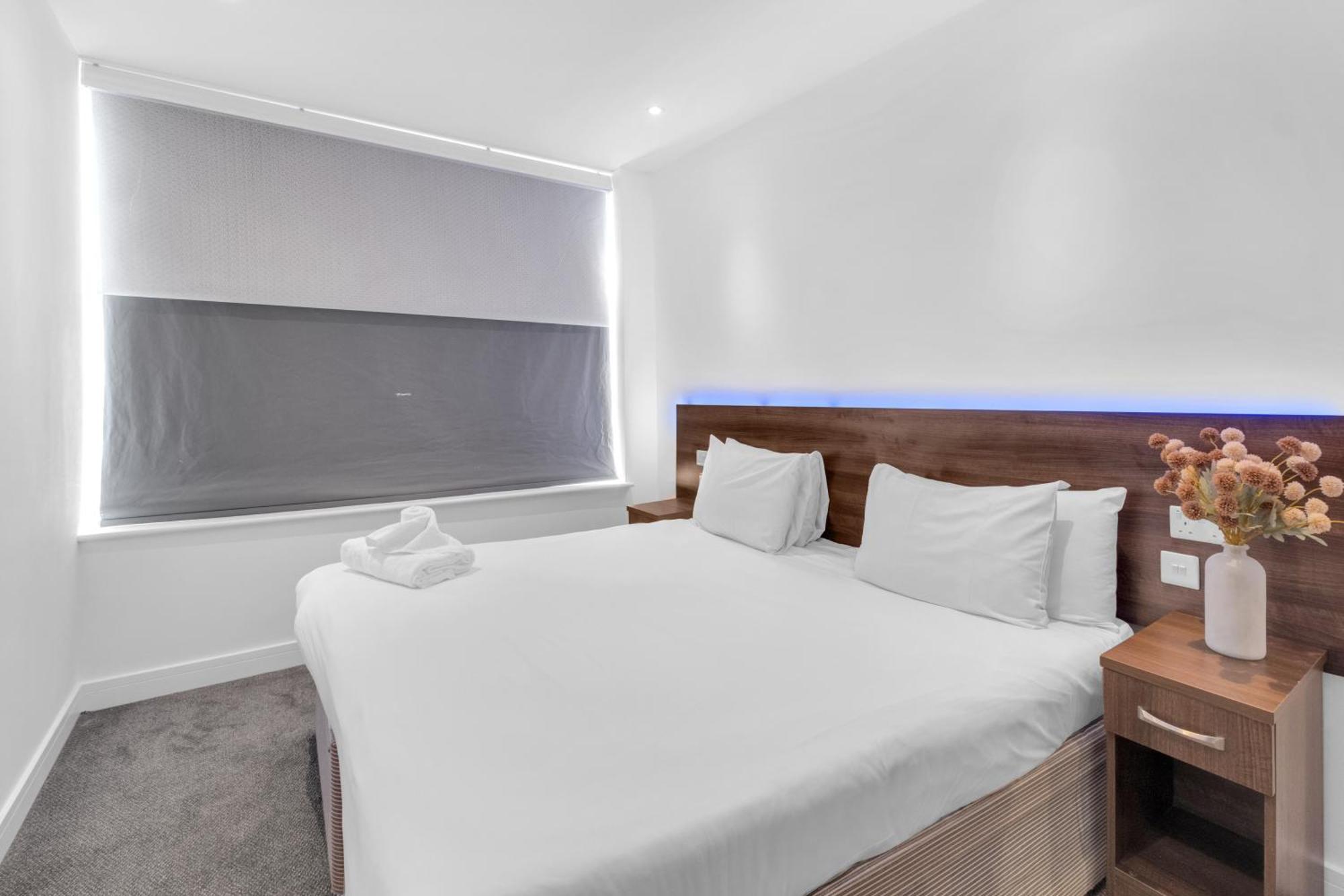 Double Room Shower