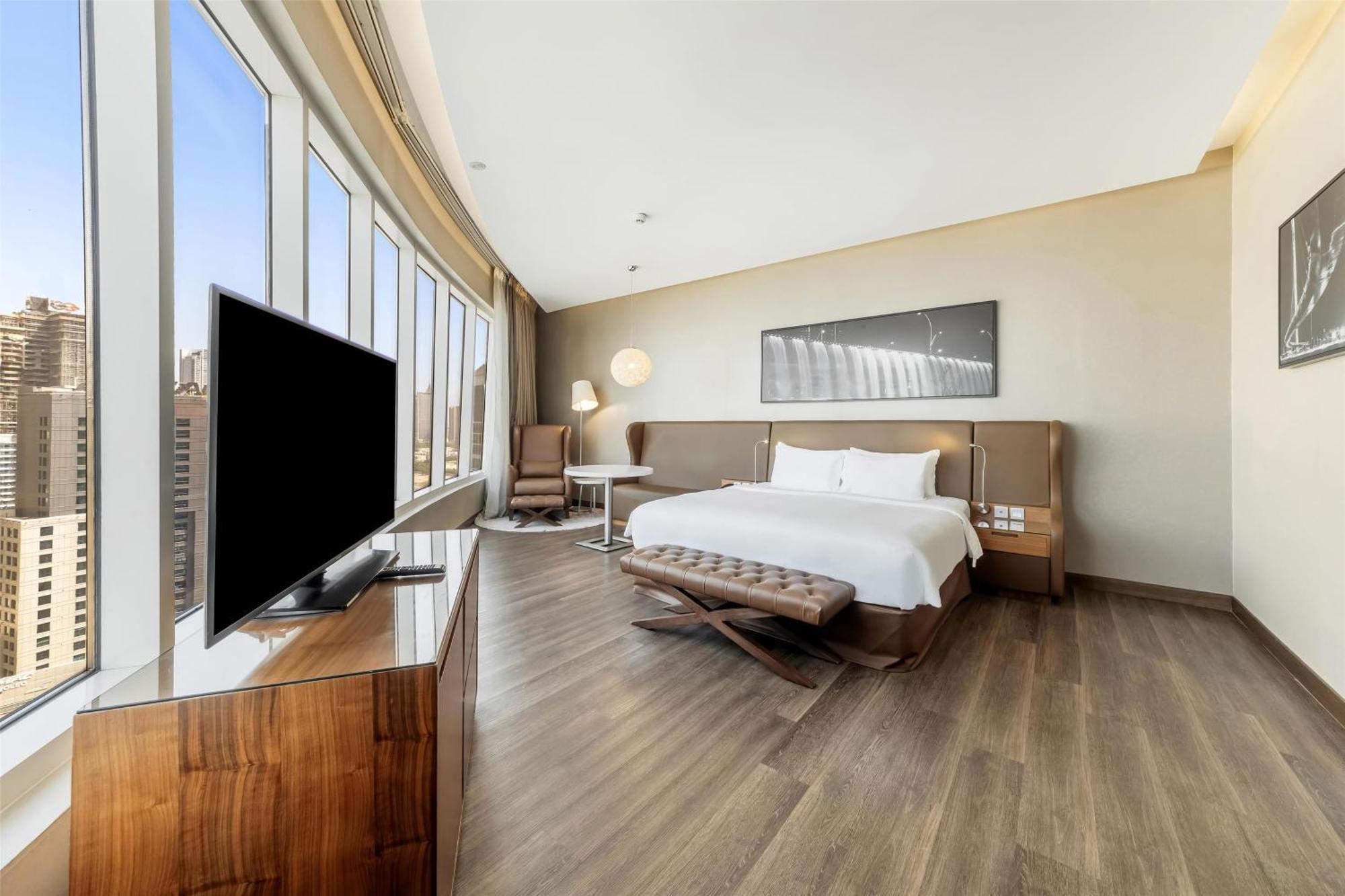 Executive Room Canal View Lounge Access