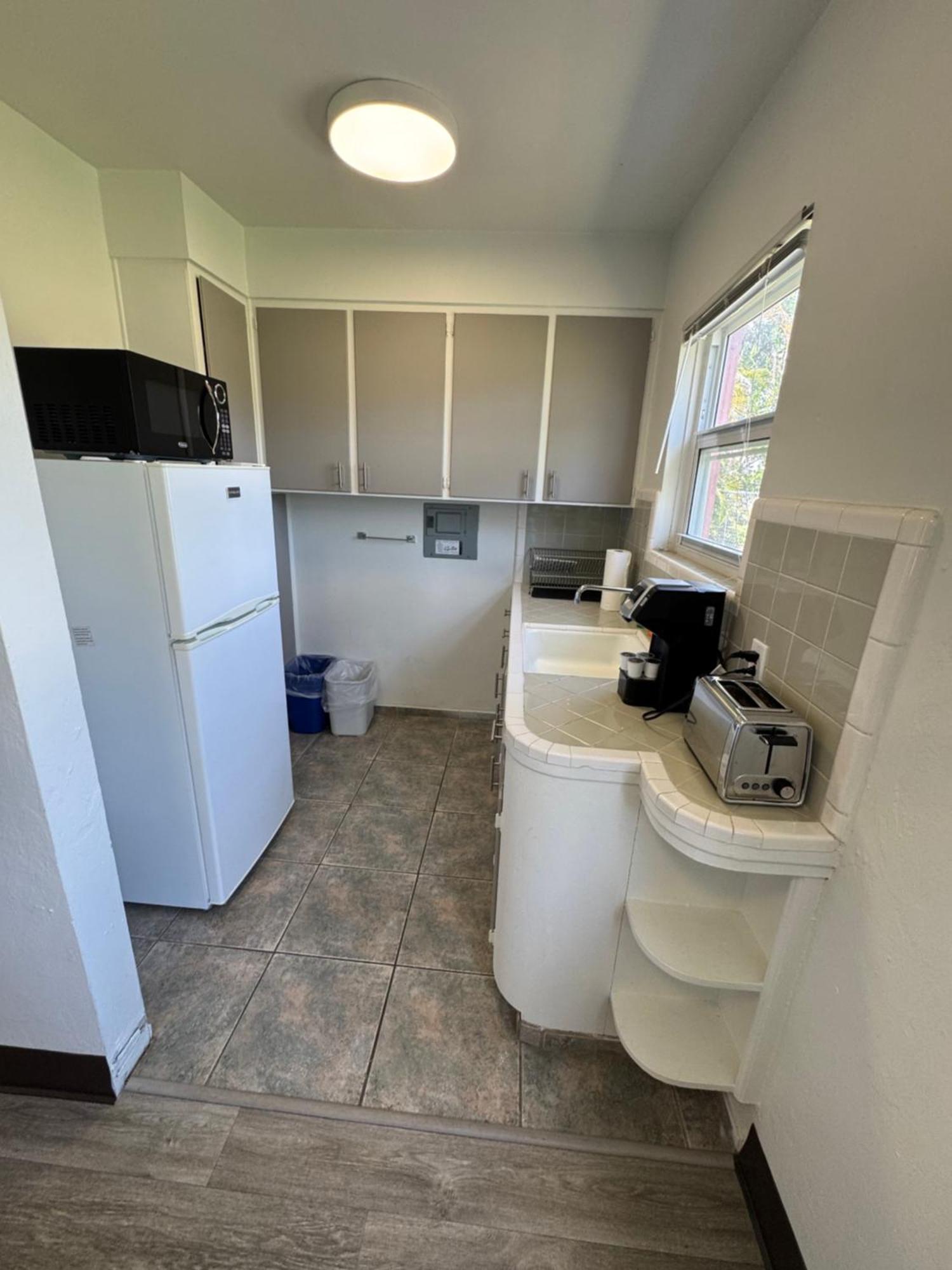 1 Bedroom Deluxe Traditional Building