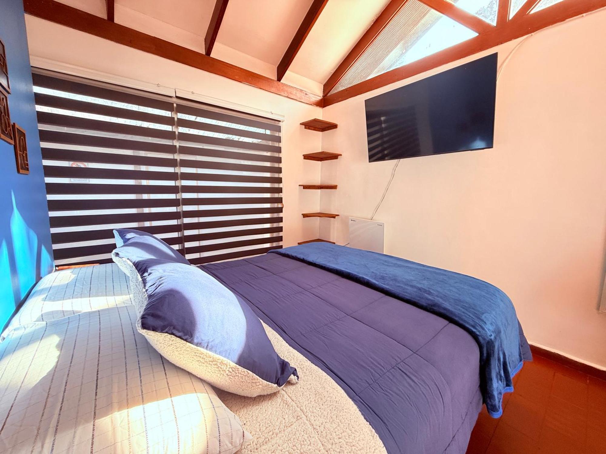 Double Room Private Bathroom