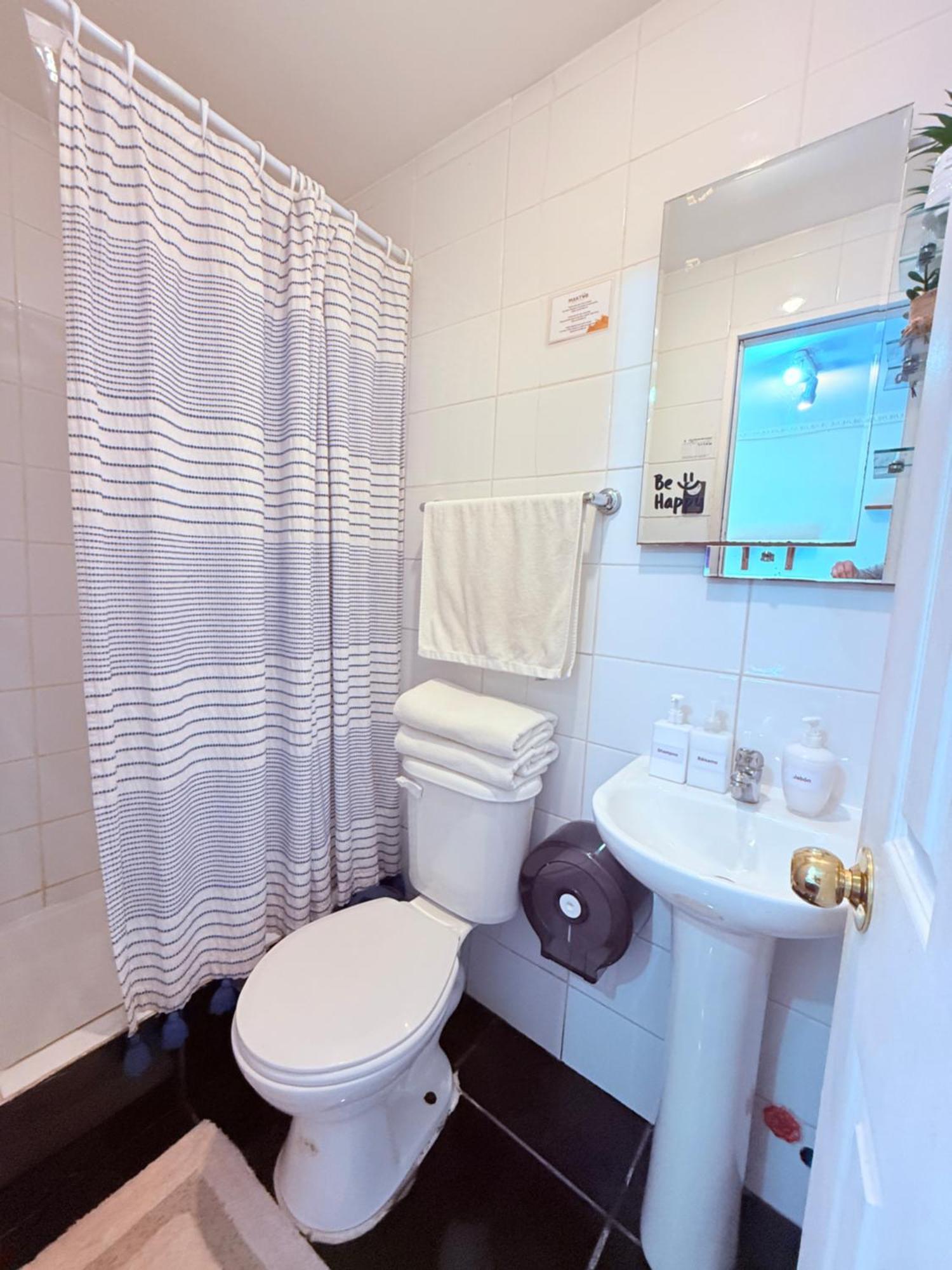 Double Room Private Bathroom