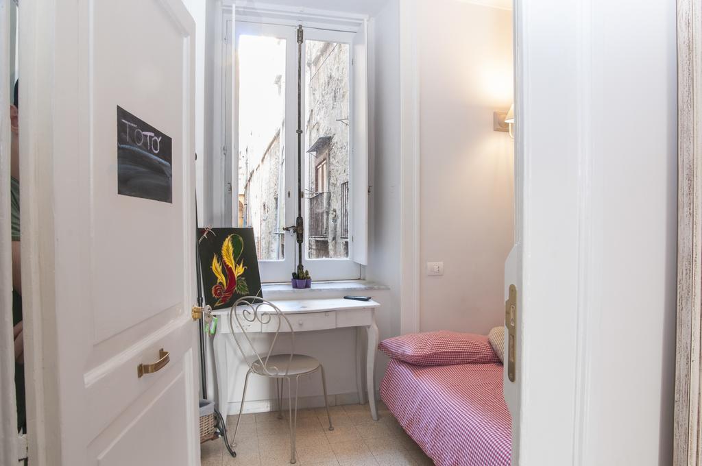 Single Room Private External Bathroom