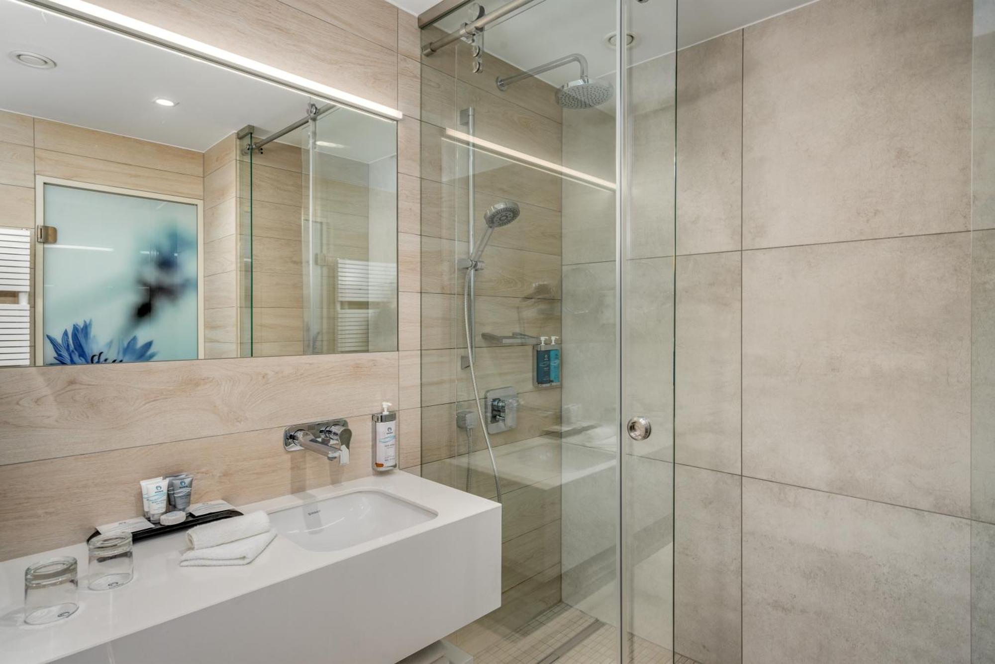 Junior Suite Wellness Fitness Access