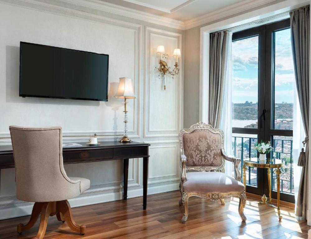 Premium room golden horn view