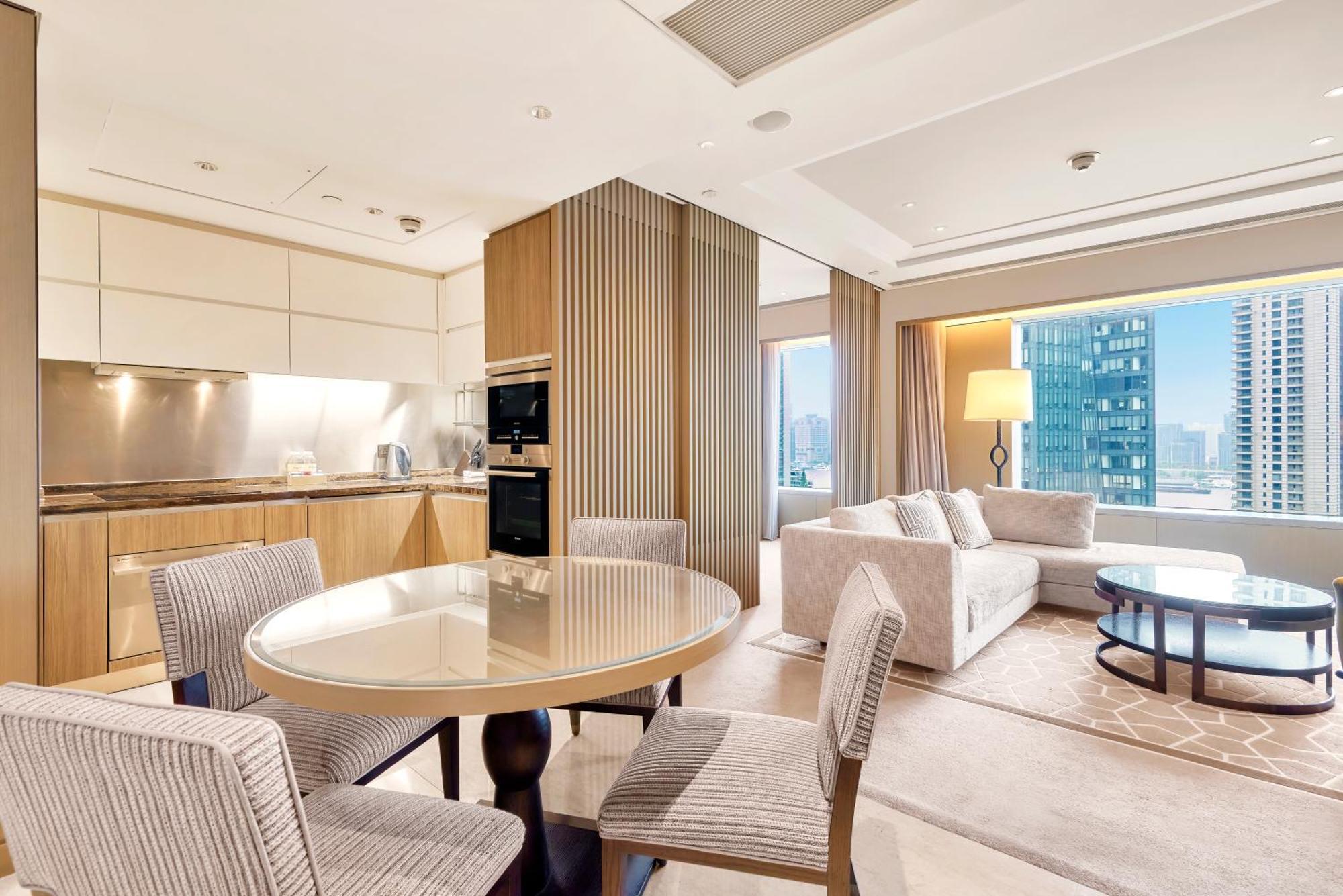 Deluxe Family Suite