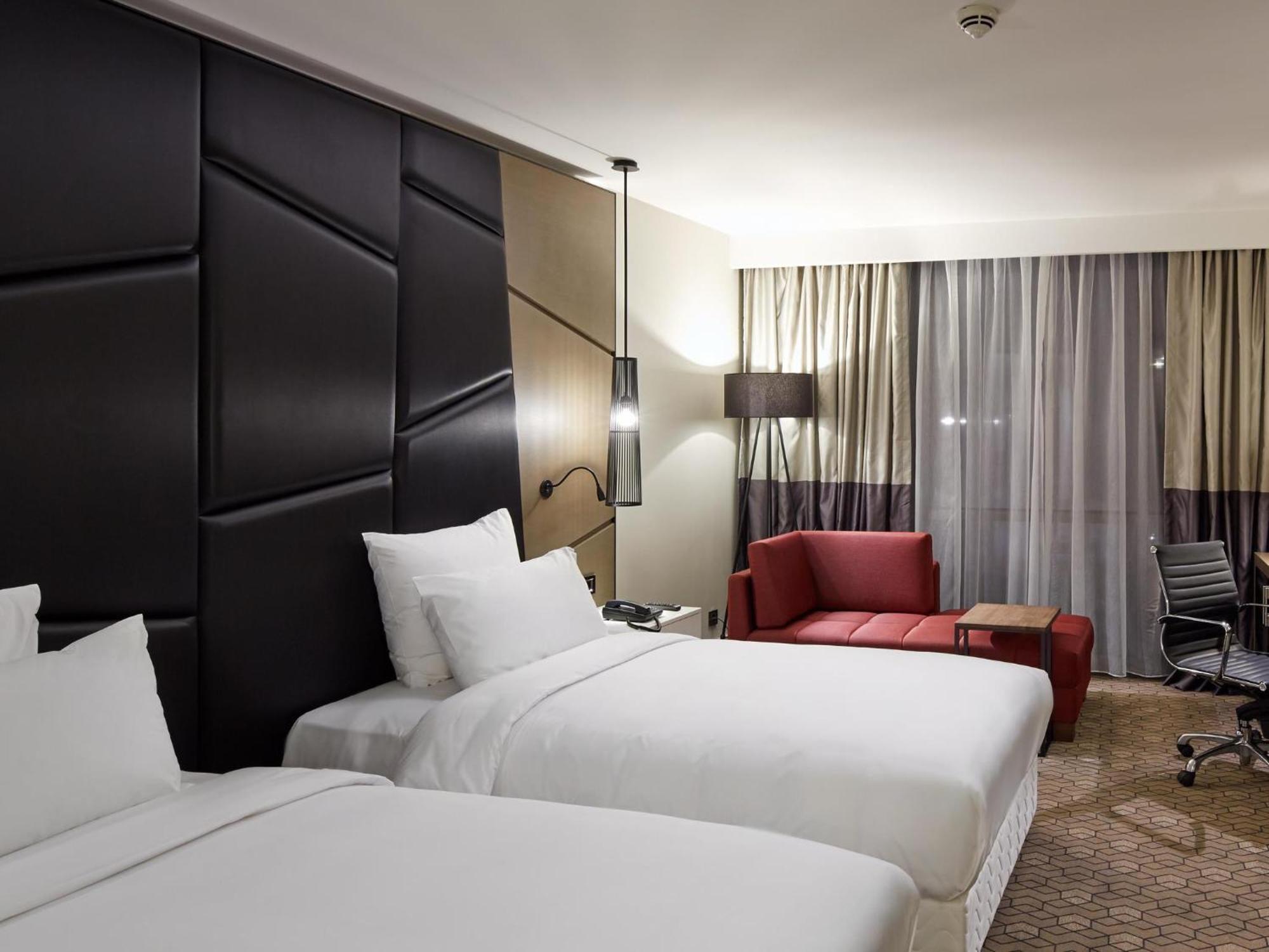 Superior Room Twin Bed City View