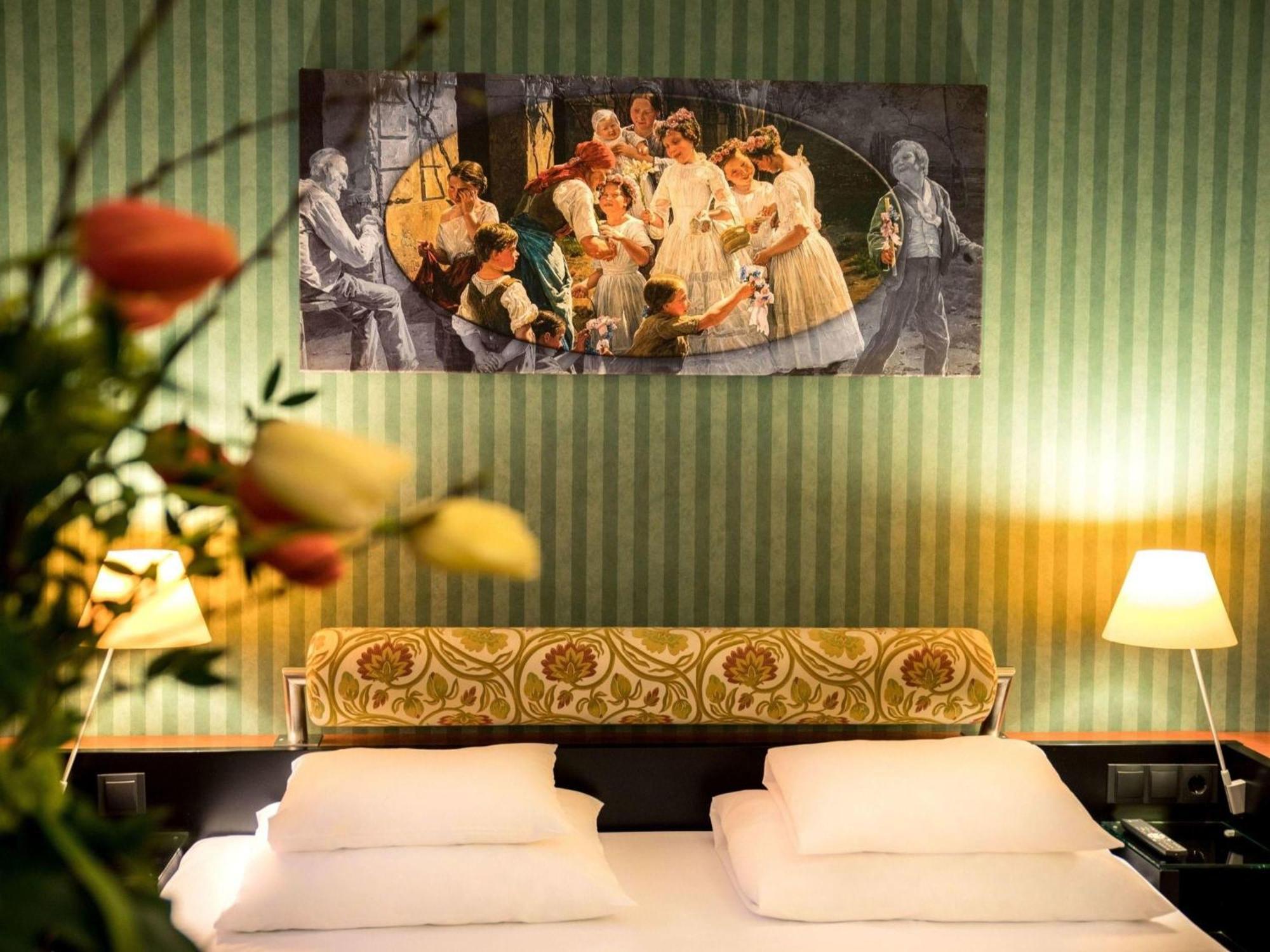 Privilege King Room,1704825653:JPEG