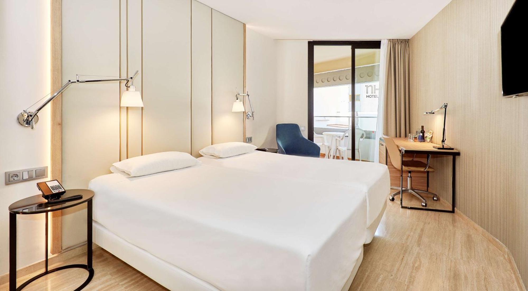 Standard Double or Twin Room Terrace