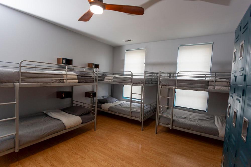 Bed 8-Bed Male Dormitory Room