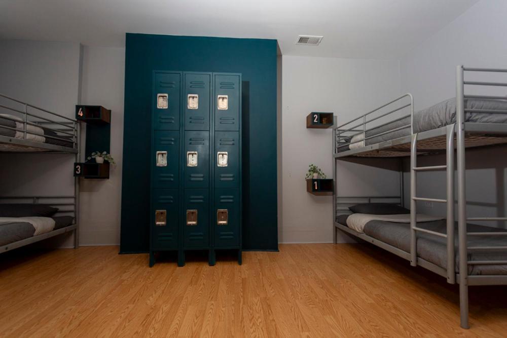 Bed 8-Bed Male Dormitory Room