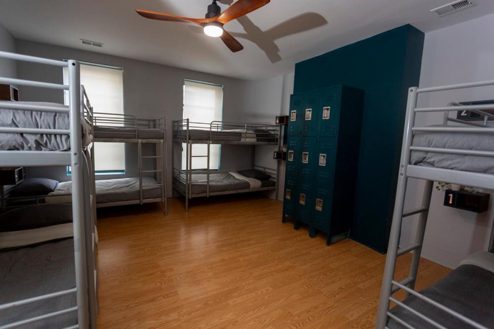Bed 8-Bed Male Dormitory Room