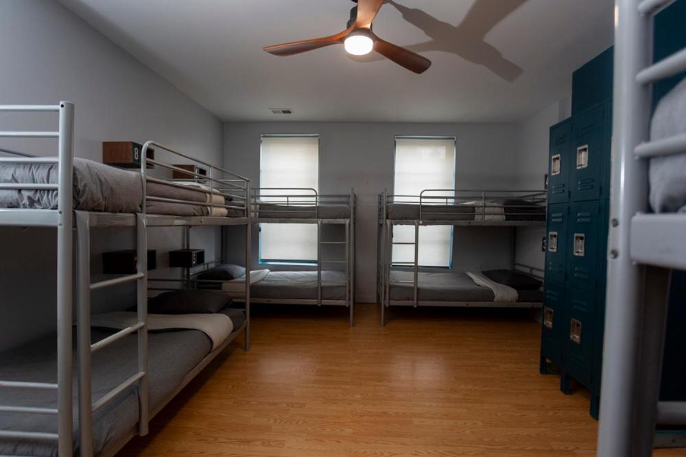 Bed 8-Bed Male Dormitory Room