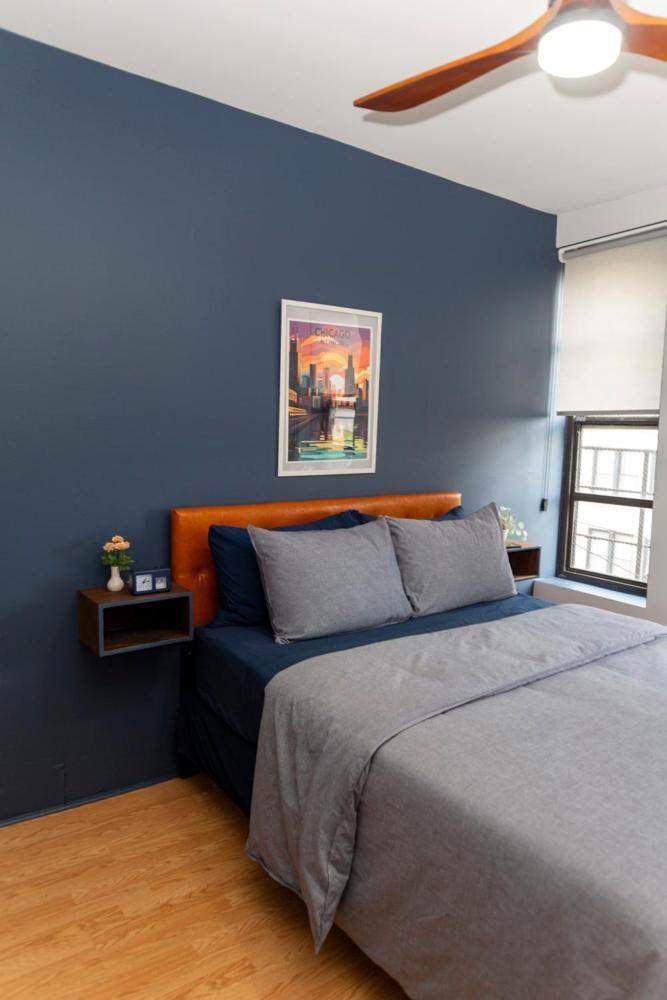 Private Queen Room