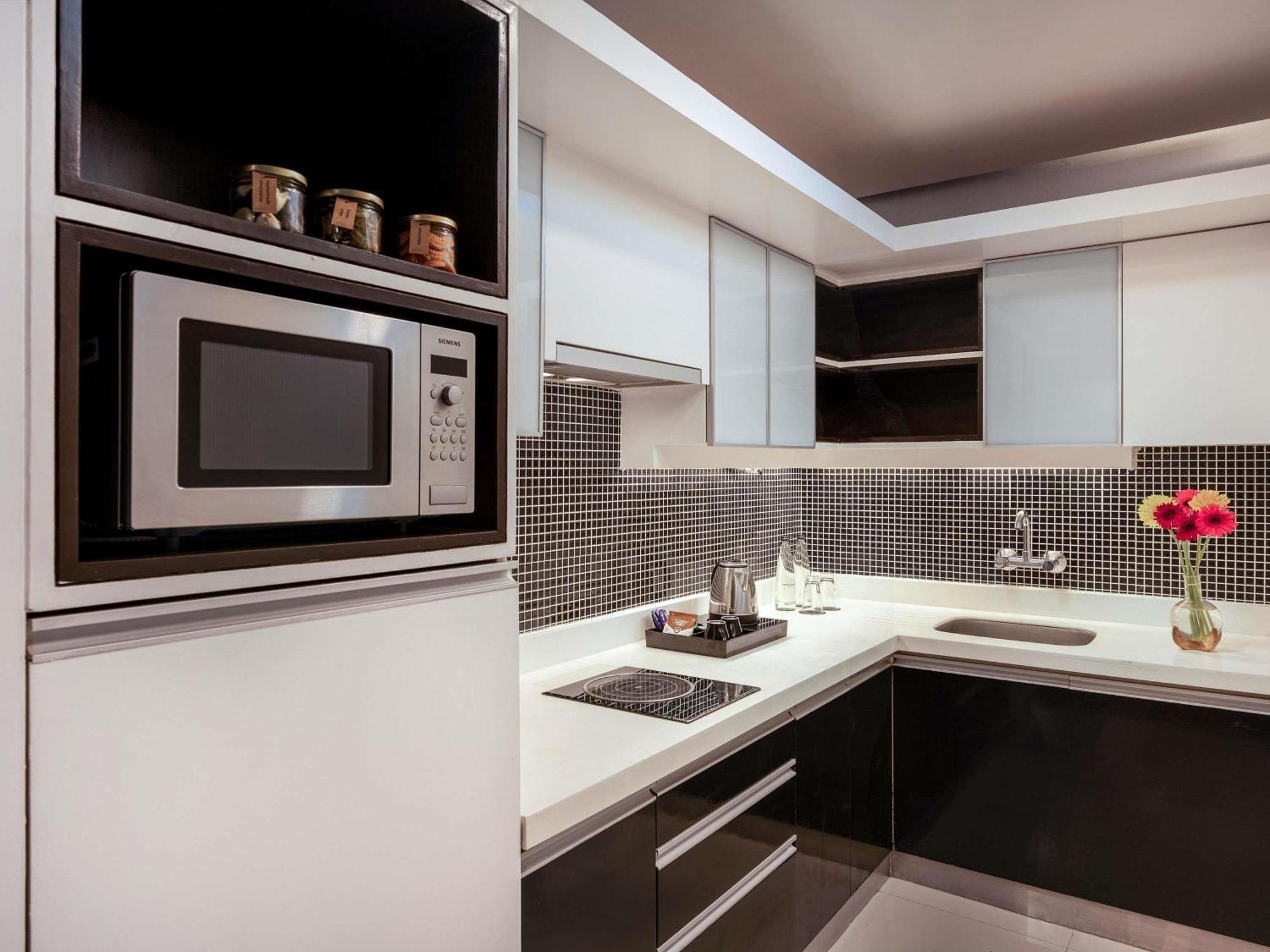 Executive Suite Balcony on food soft beverages spa Happy Hour 11 at By the Blue