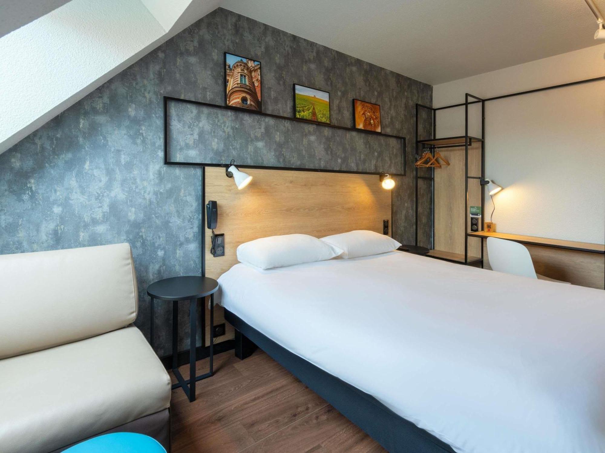 Triple Room Double bed Single Bed