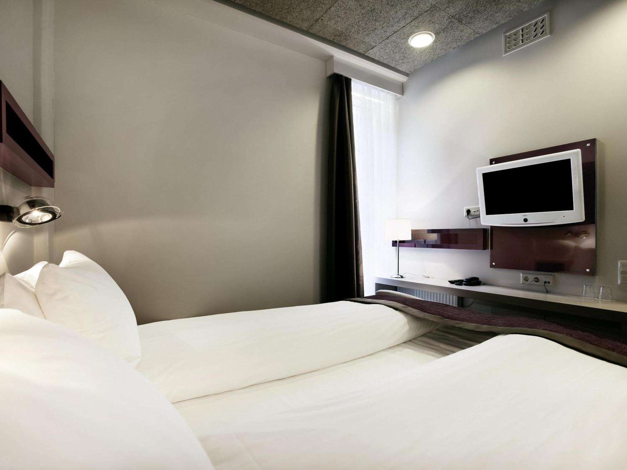 Cabin Double Room