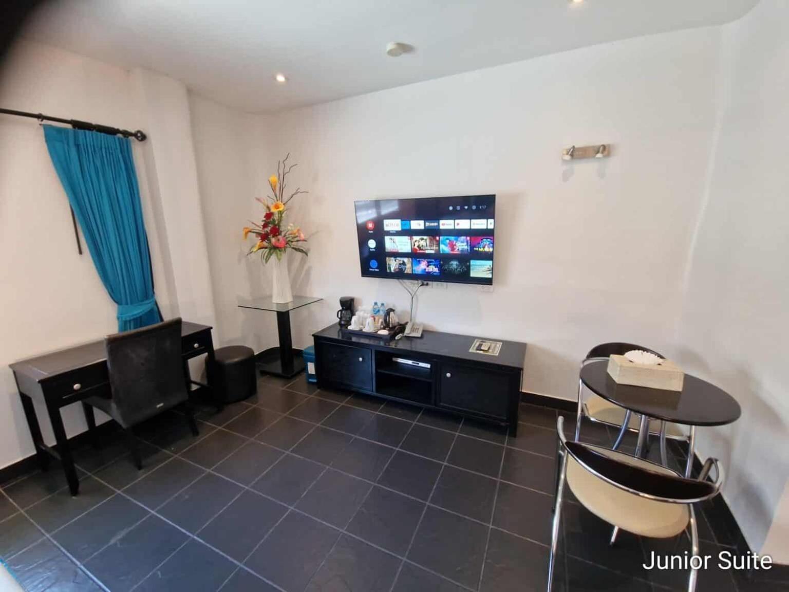 Junior Suite