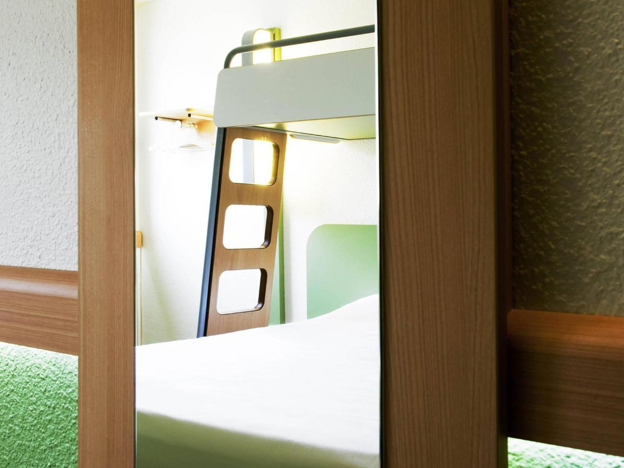Triple Room One Double Bed One Bunk Bed