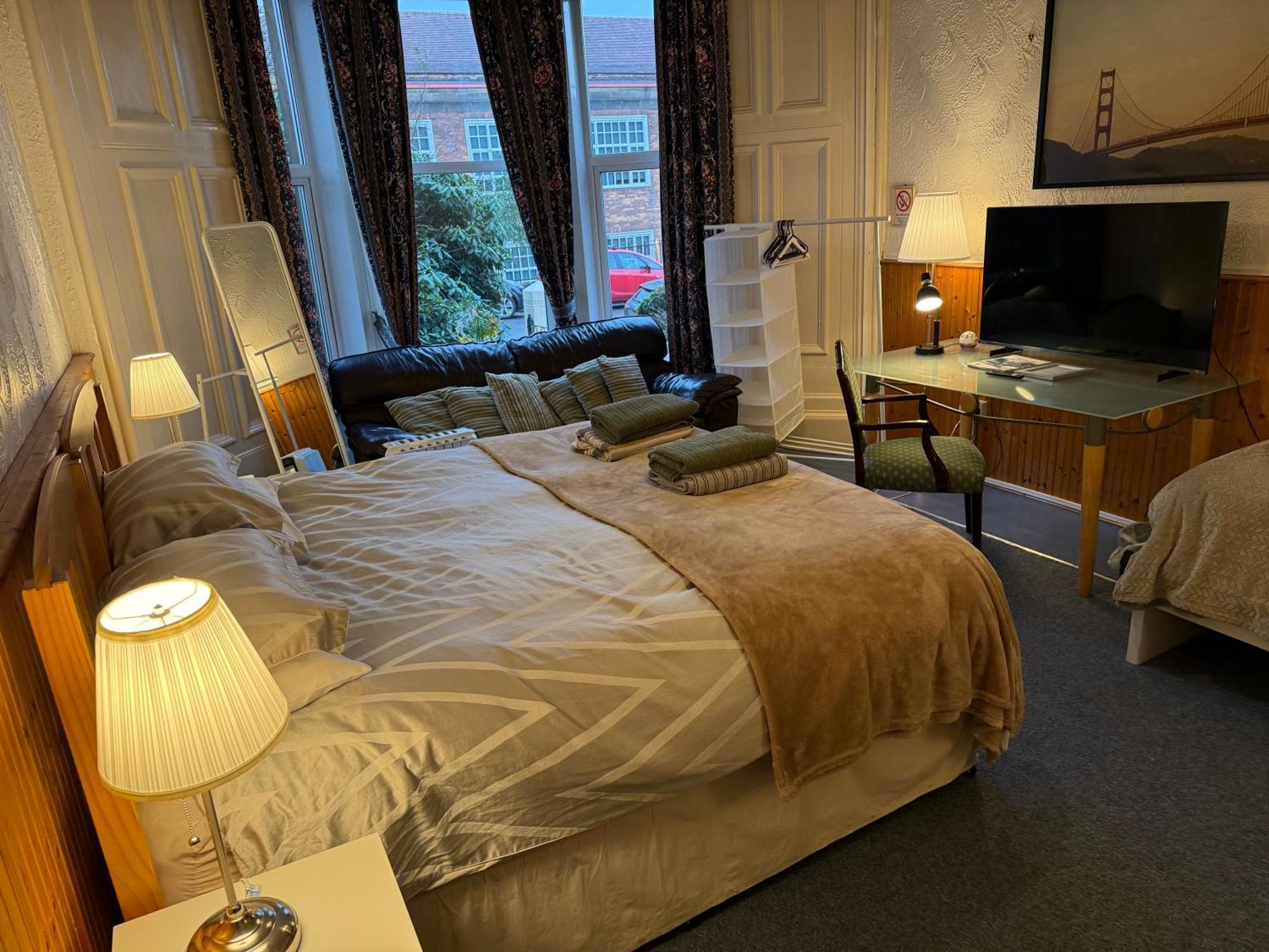 Classic Triple Room