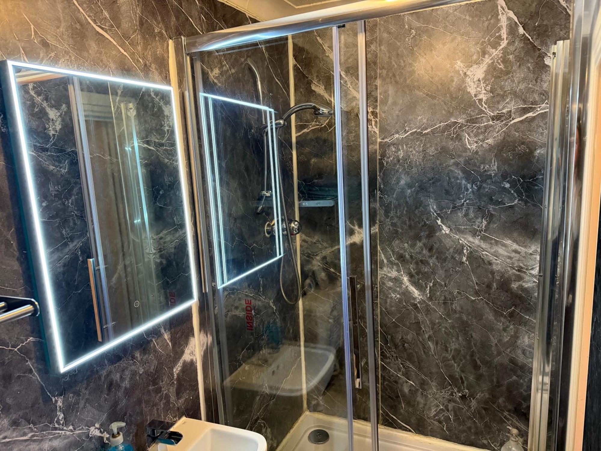 Triple Room Private Bathroom