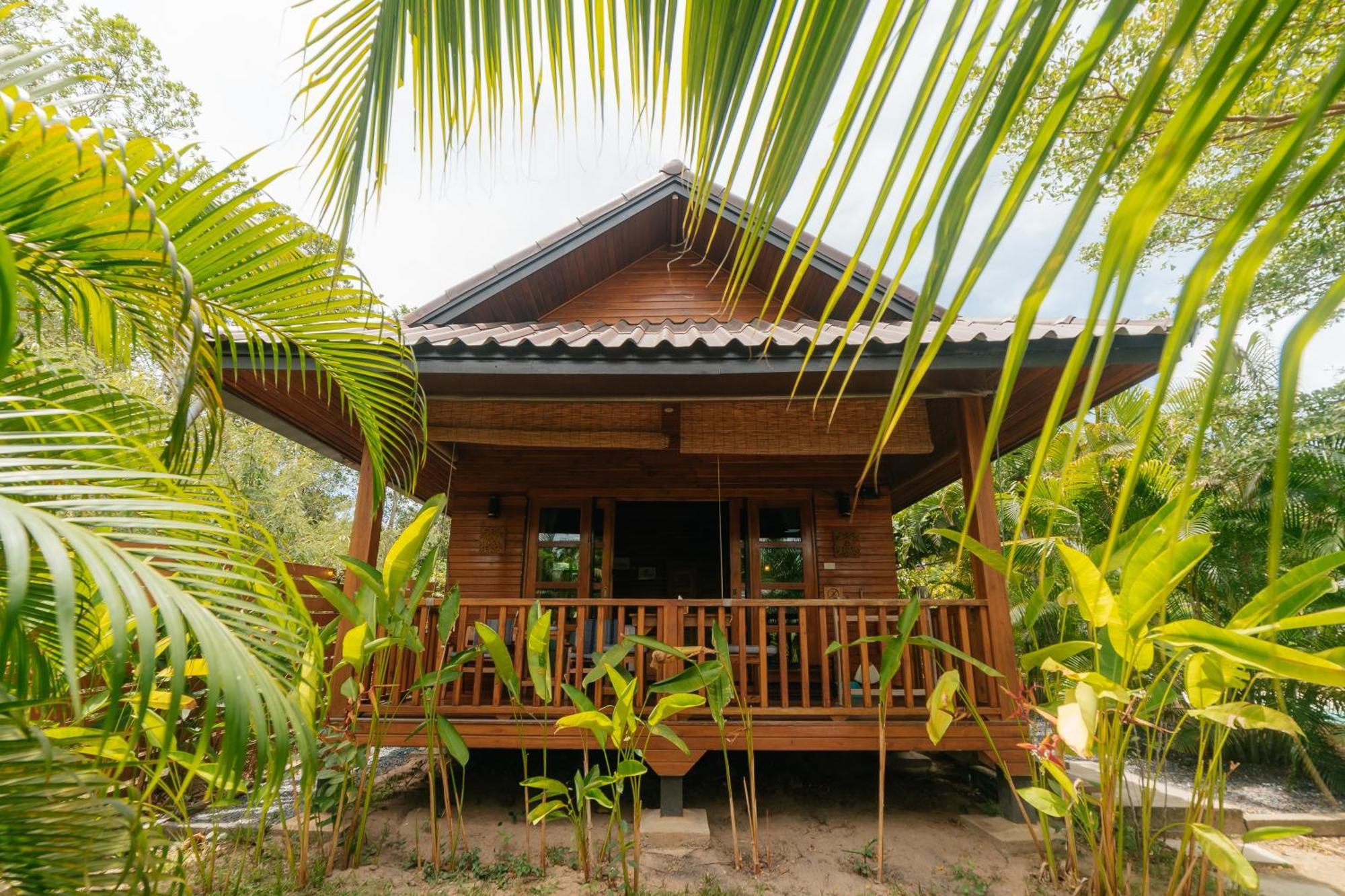 One-Bedroom Bungalow
