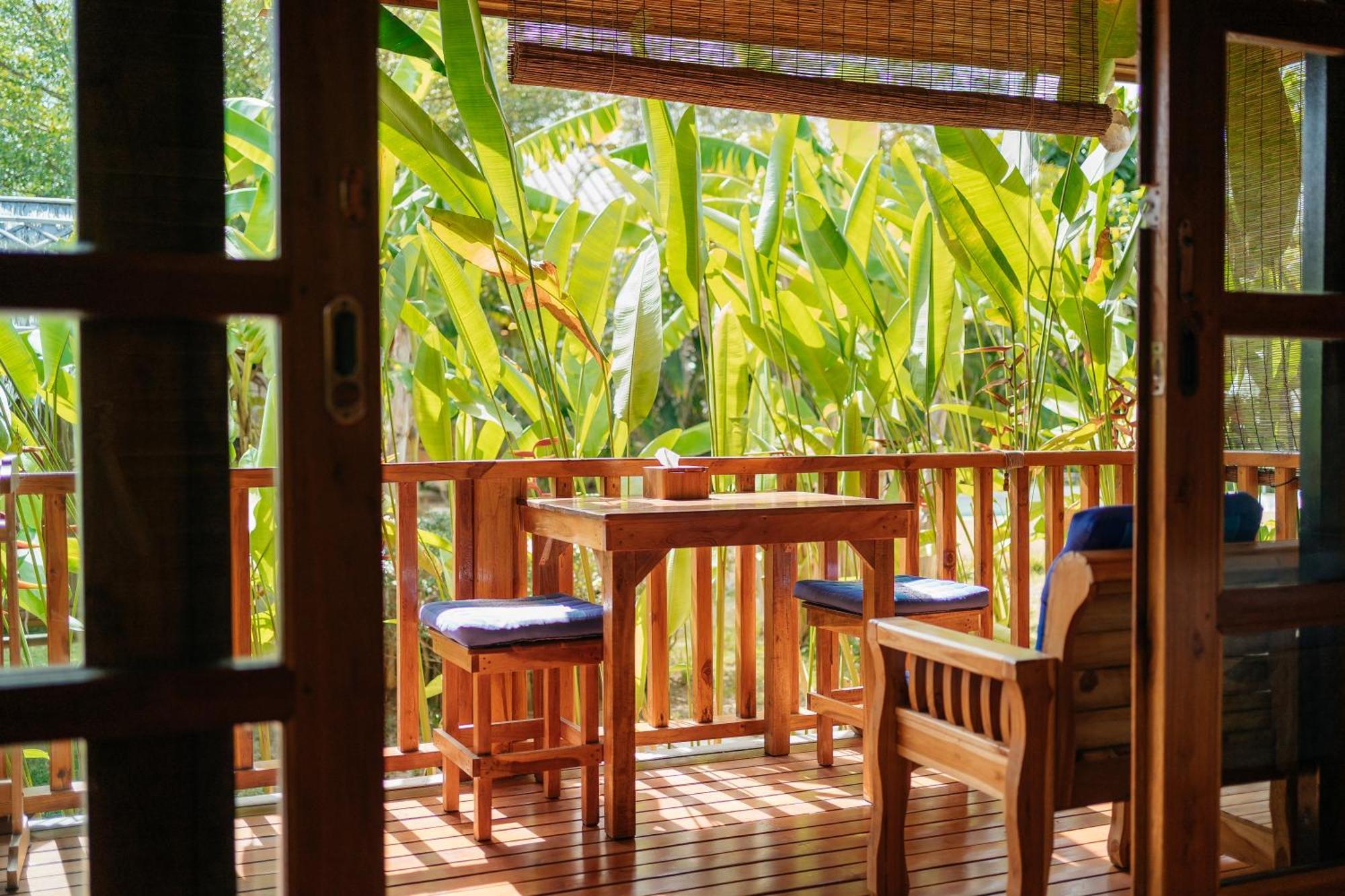 Deluxe Bungalow Garden View