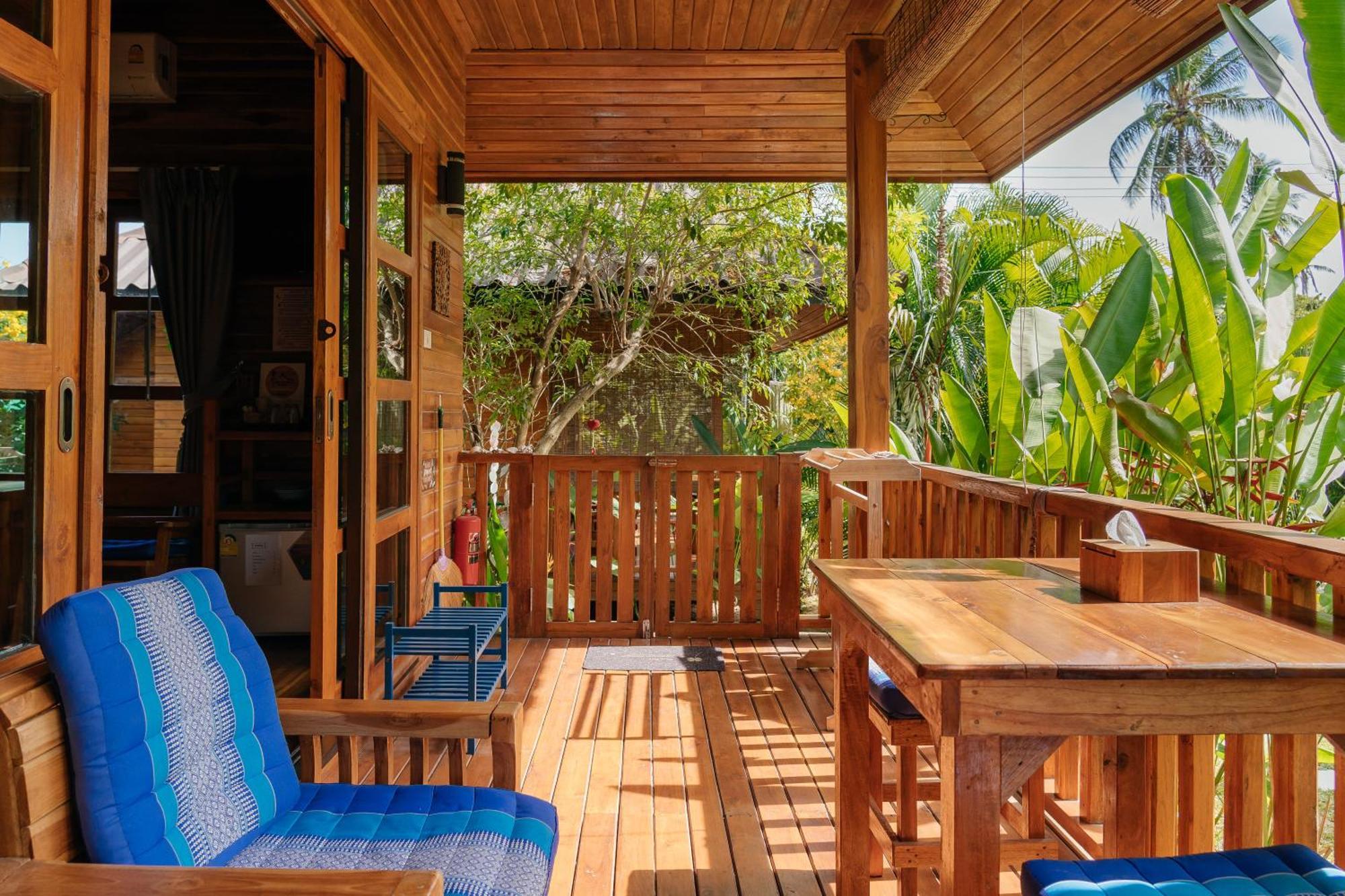 Deluxe Bungalow Garden View