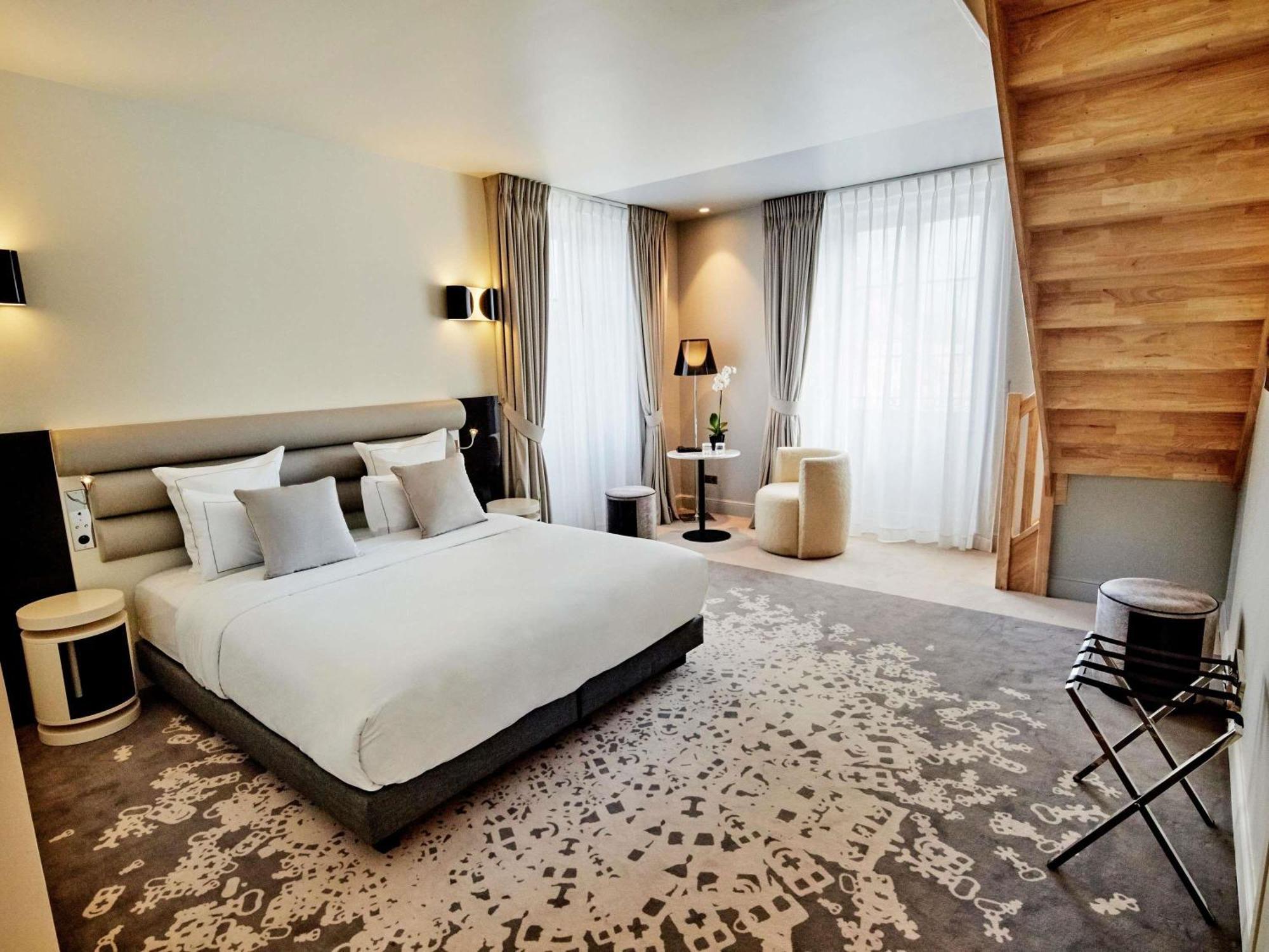 Duplex Suite with King Bed and Sofa