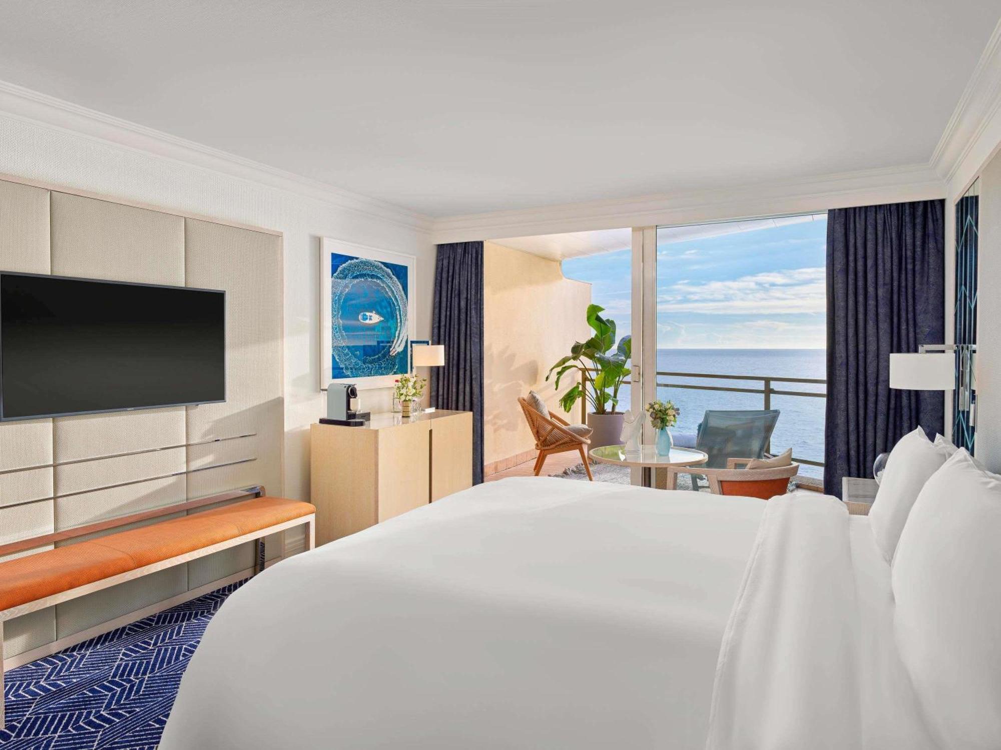 Riviera Suite Sea View,1705560140:JPEG