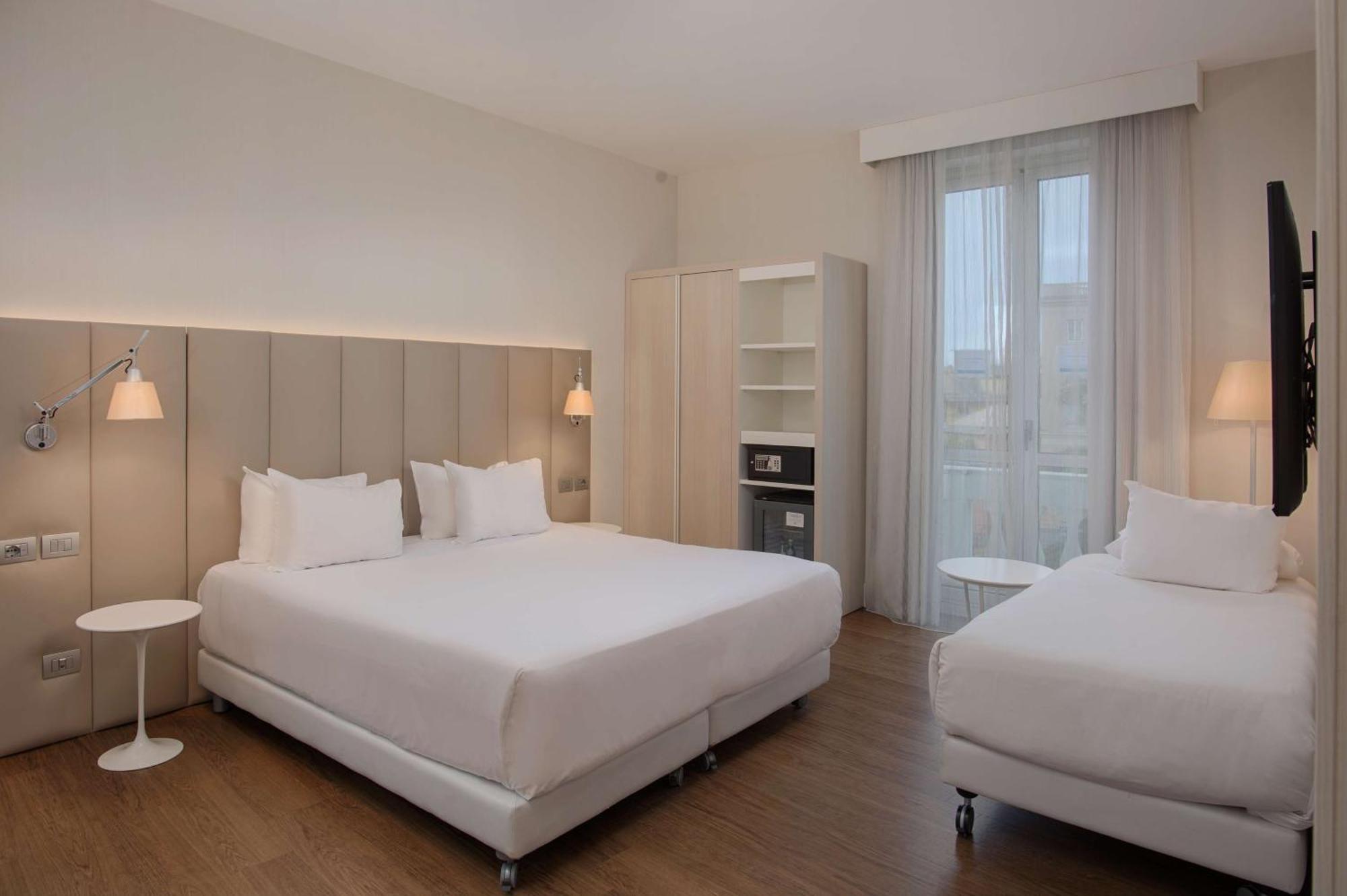 Quarto Familiar com Vista