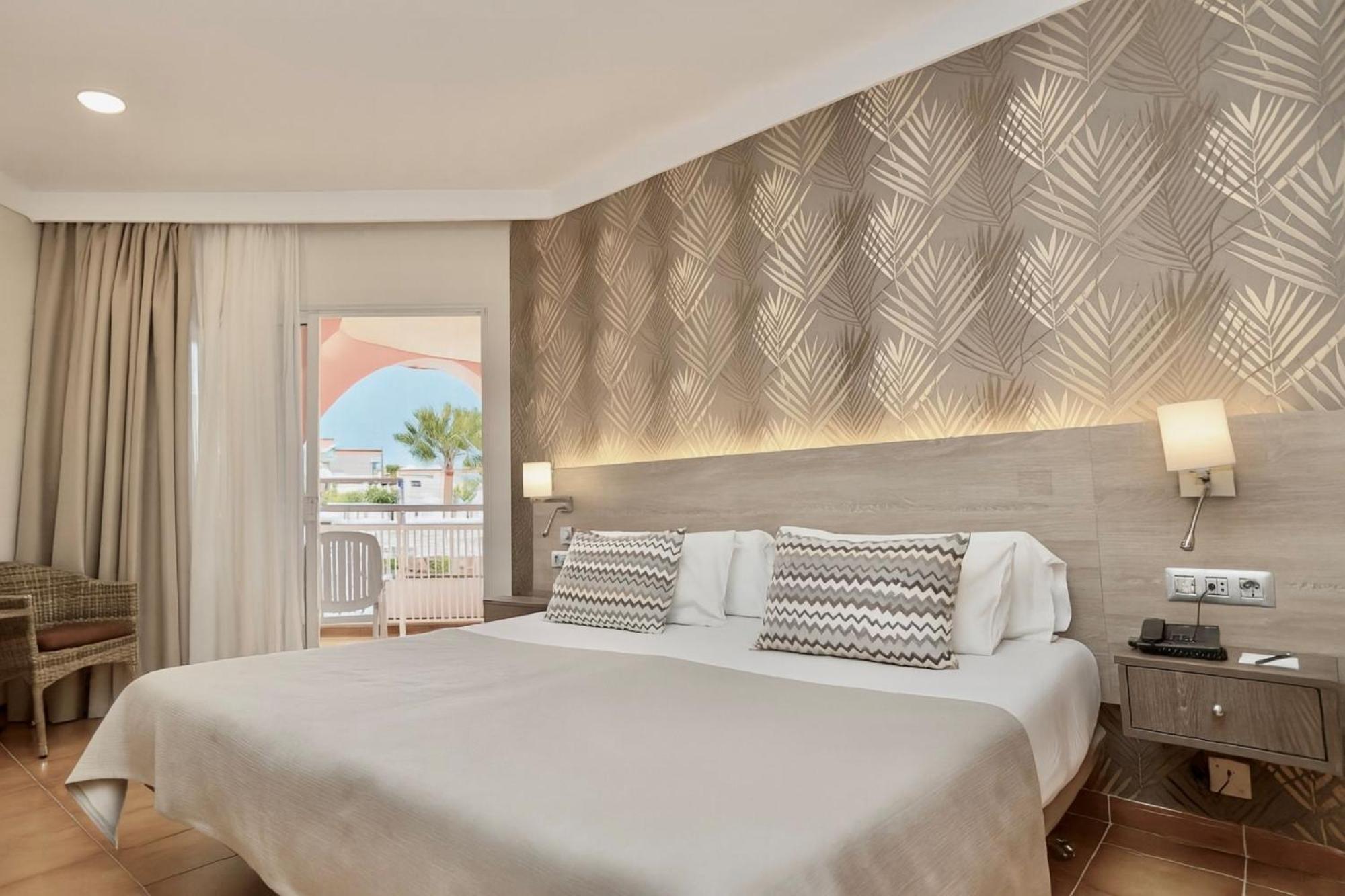 Double Room Pool View